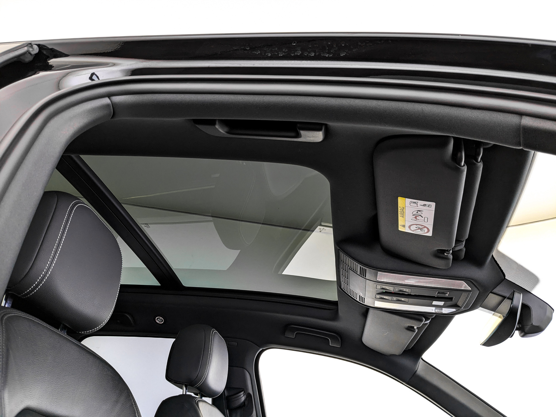 VOLKSWAGEN Touareg 3.00 (286 л.с), автомат, 2018, пробег 172 366 км