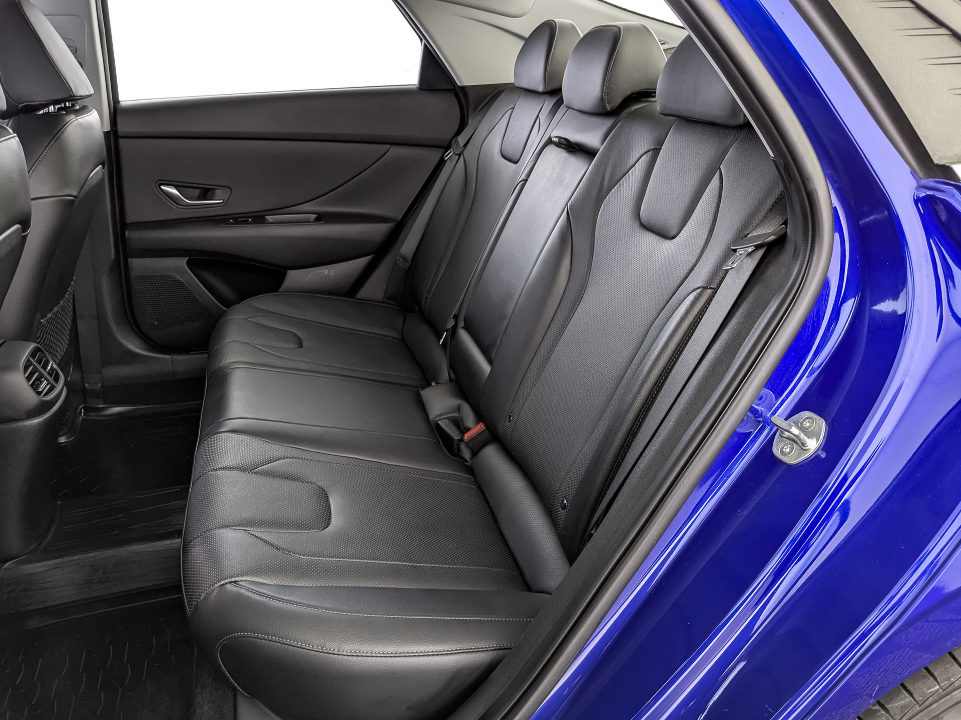 HYUNDAI Elantra 1.60 (128 л.с), автомат, 2022, пробег 44 476 км