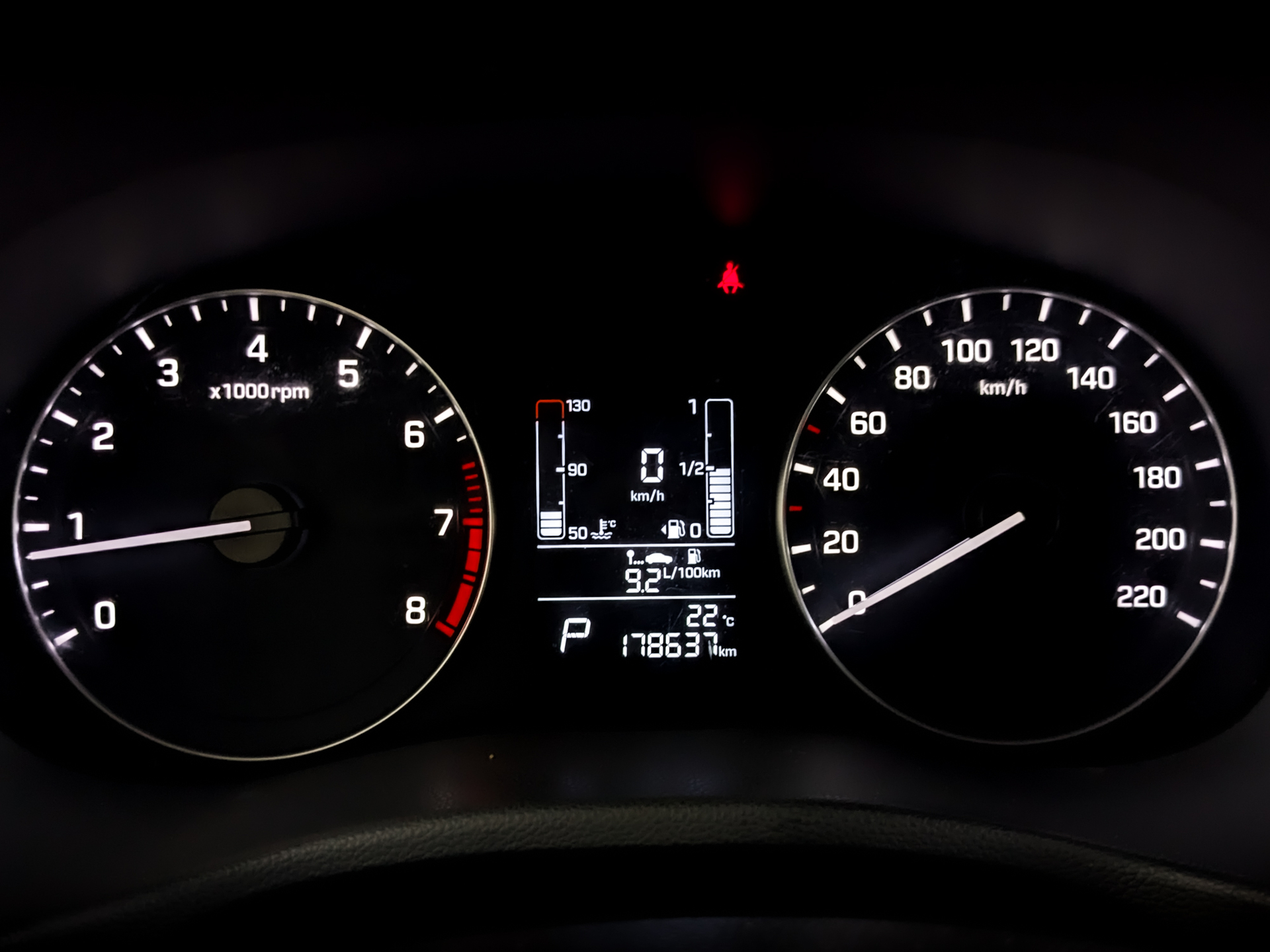 HYUNDAI Creta 1.60 (123 л.с), автомат, 2018, пробег 178 632 км