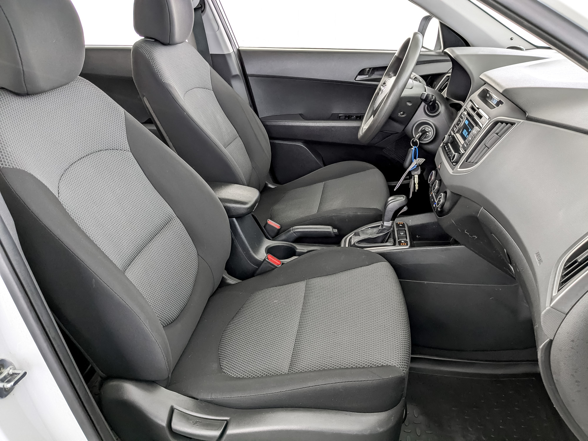 HYUNDAI Creta 1.60 (123 л.с), автомат, 2018, пробег 178 632 км