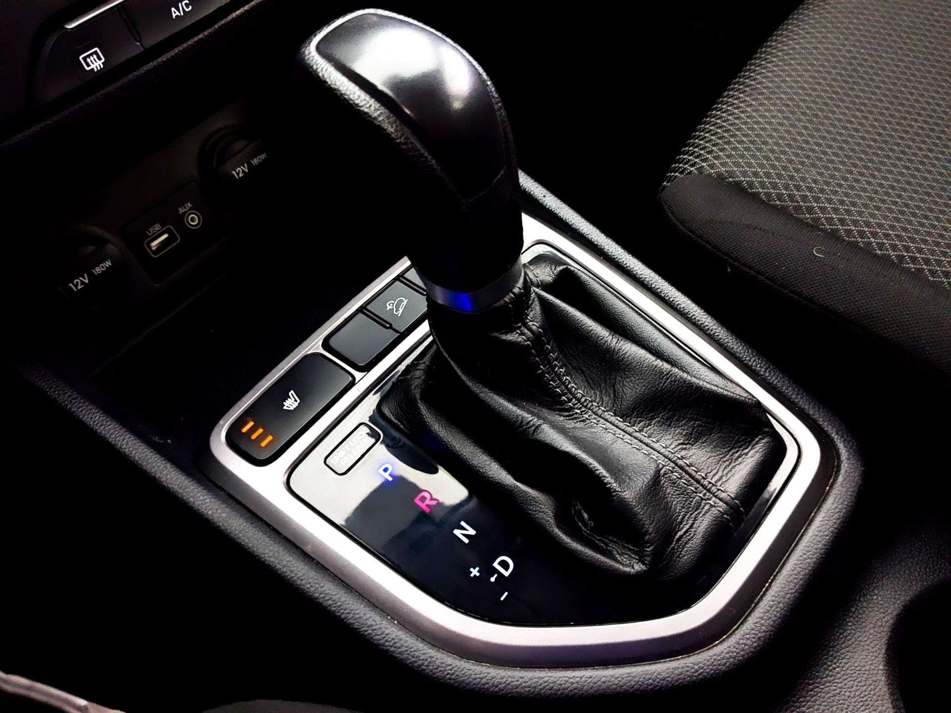 HYUNDAI Creta 1.60 (123 л.с), автомат, 2018, пробег 178 632 км