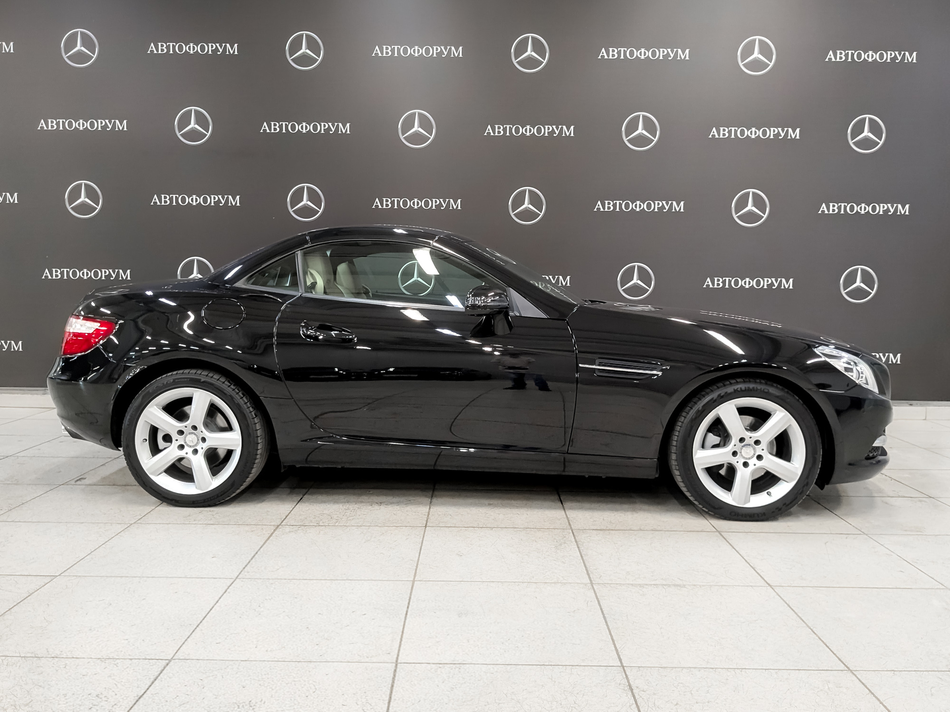 MERCEDES-BENZ SLK родстер 1.80 (184 л.с), автомат, 2013, пробег 24 558 км