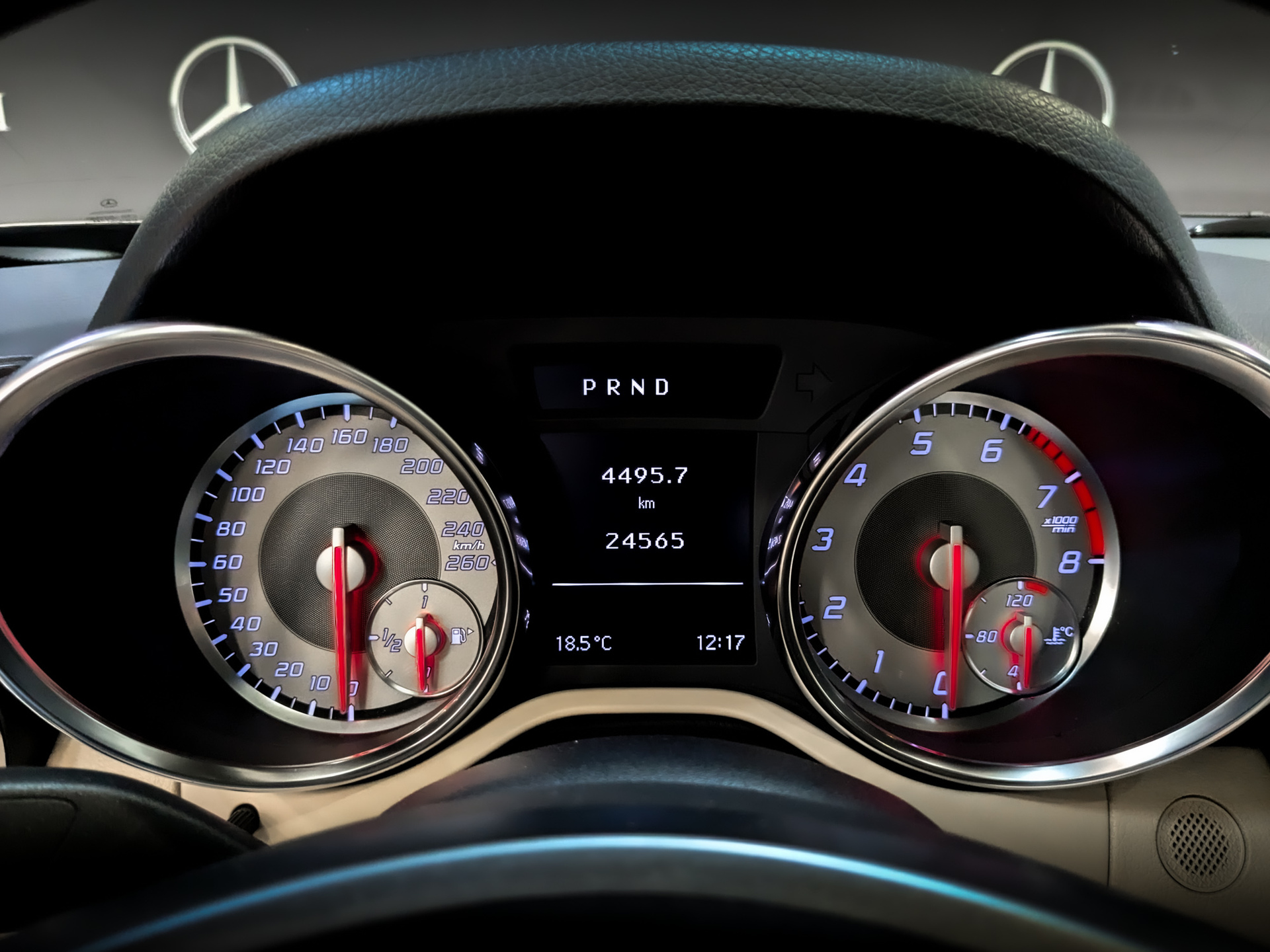 MERCEDES-BENZ SLK родстер 1.80 (184 л.с), автомат, 2013, пробег 24 558 км