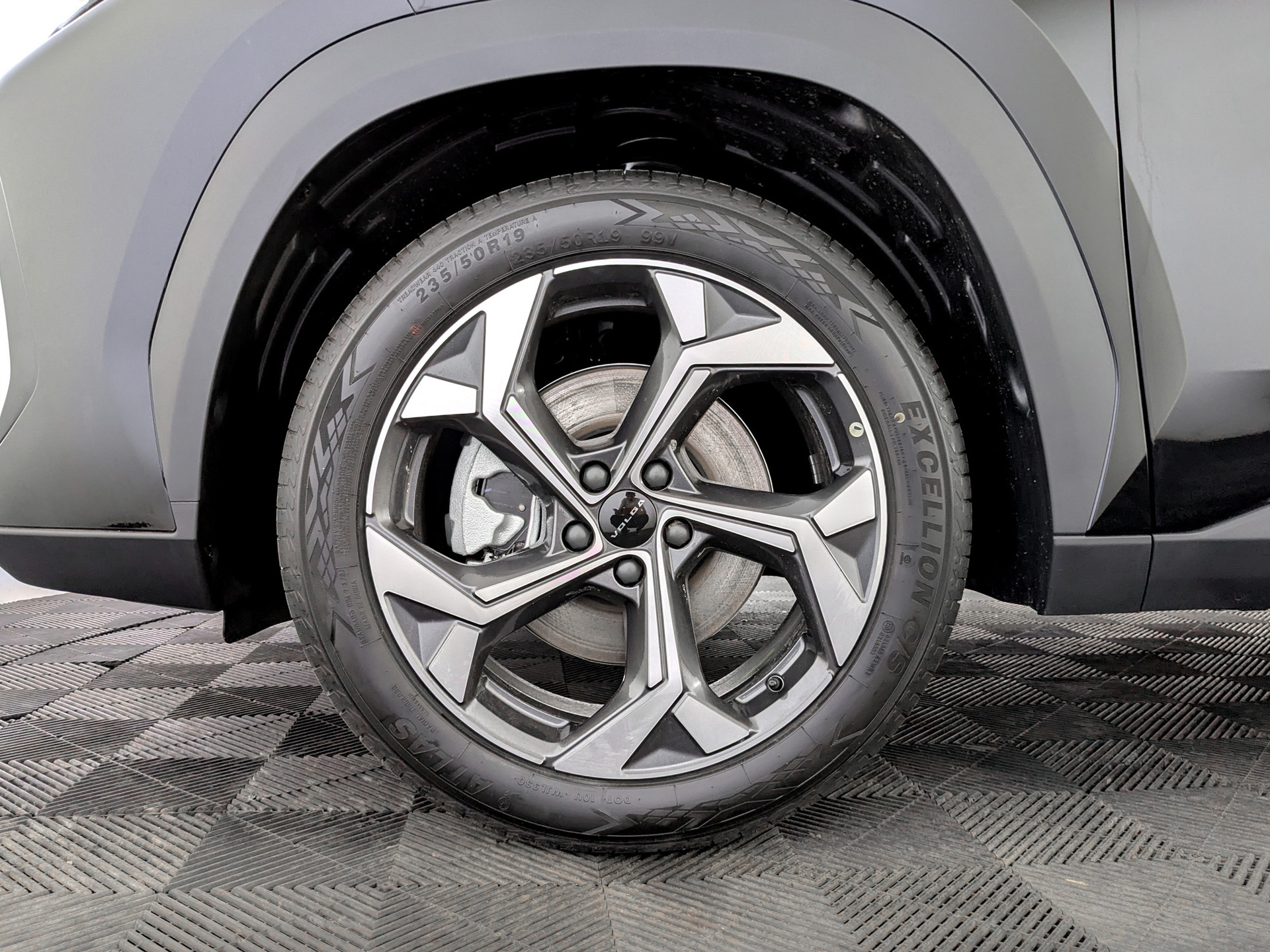 Фото Volga K40 Комфорт 1.5T/147 7RT 2WD