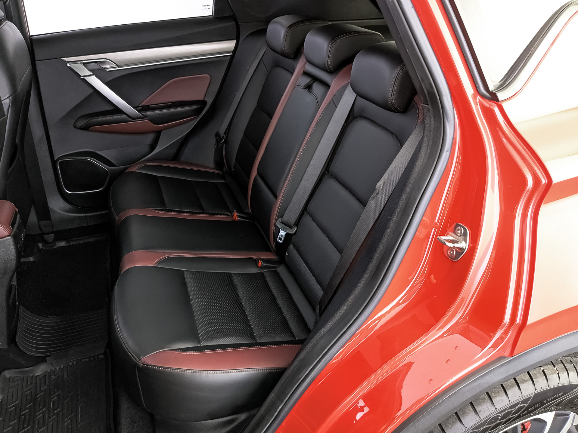 GEELY Coolray 1.50 (149 л.с), автомат, 2020, пробег 95 909 км