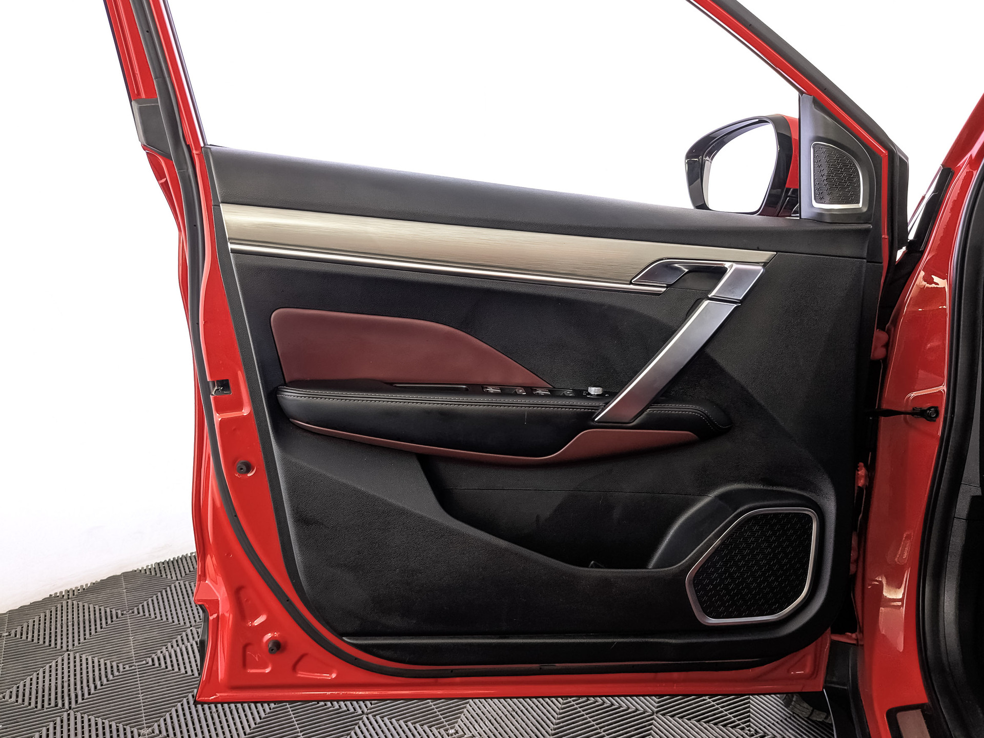 GEELY Coolray 1.50 (149 л.с), автомат, 2020, пробег 95 909 км