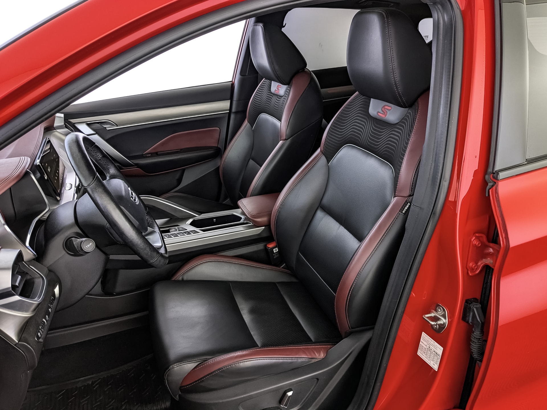 GEELY Coolray 1.50 (149 л.с), автомат, 2020, пробег 95 909 км