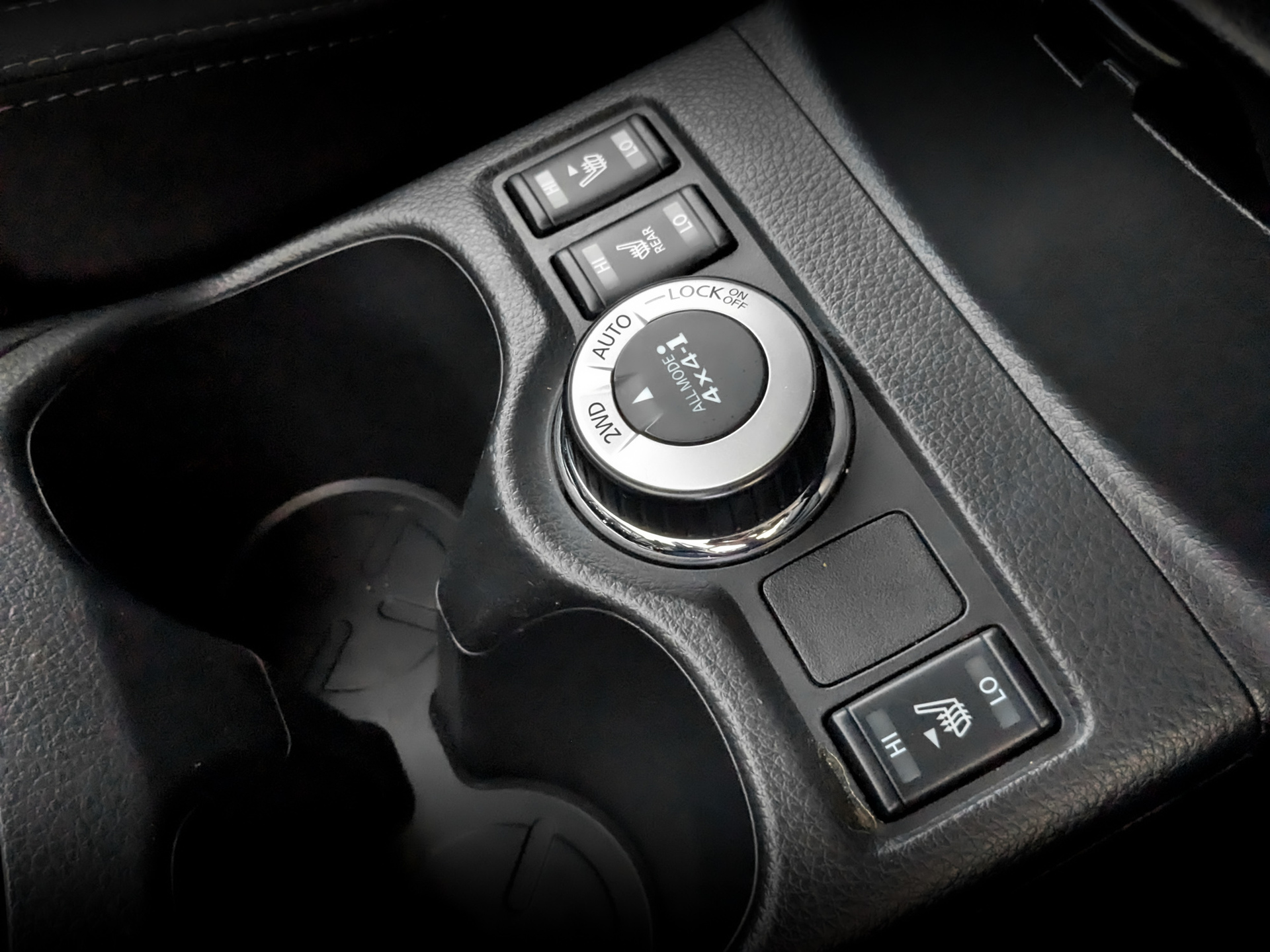 NISSAN Qashqai 2.00 (144 л.с), автомат, 2019, пробег 89 928 км