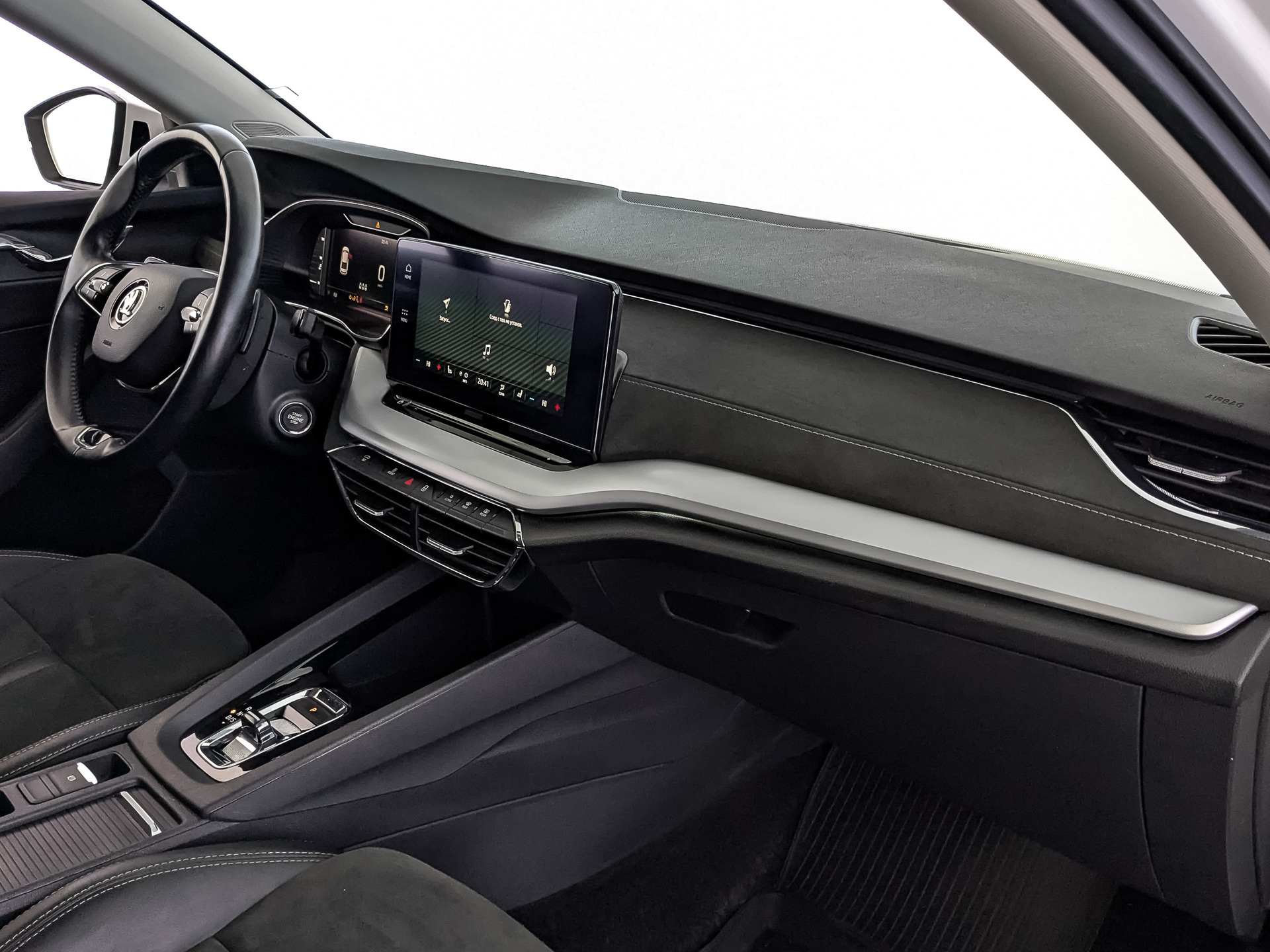 SKODA Octavia 1.40 (150 л.с), автомат, 2021, пробег 101 847 км