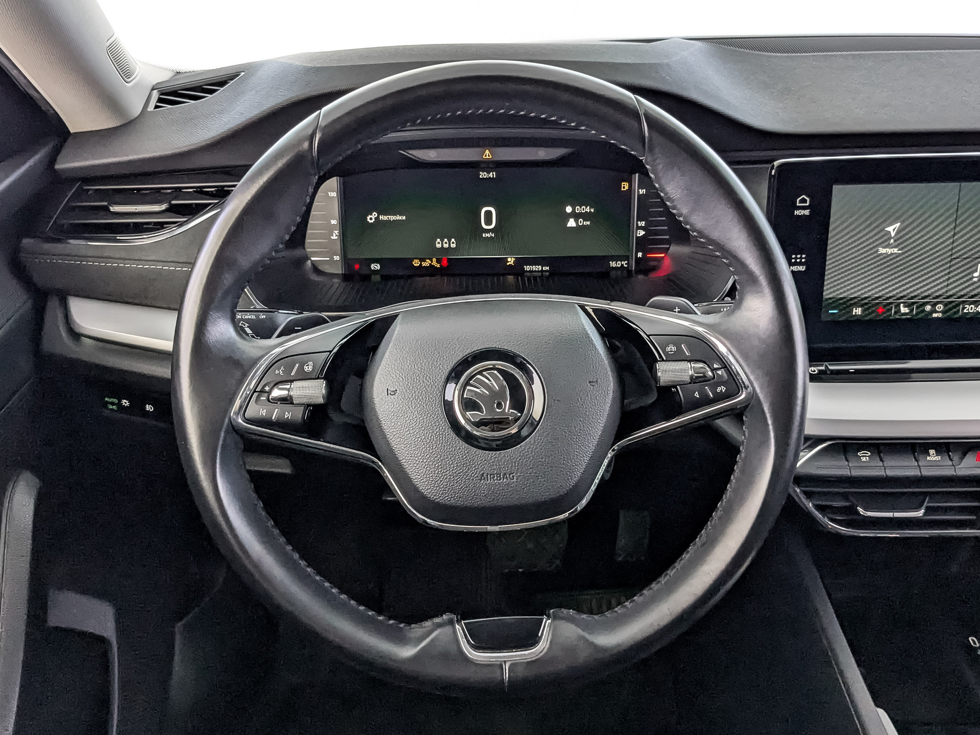 SKODA Octavia 1.40 (150 л.с), автомат, 2021, пробег 101 847 км