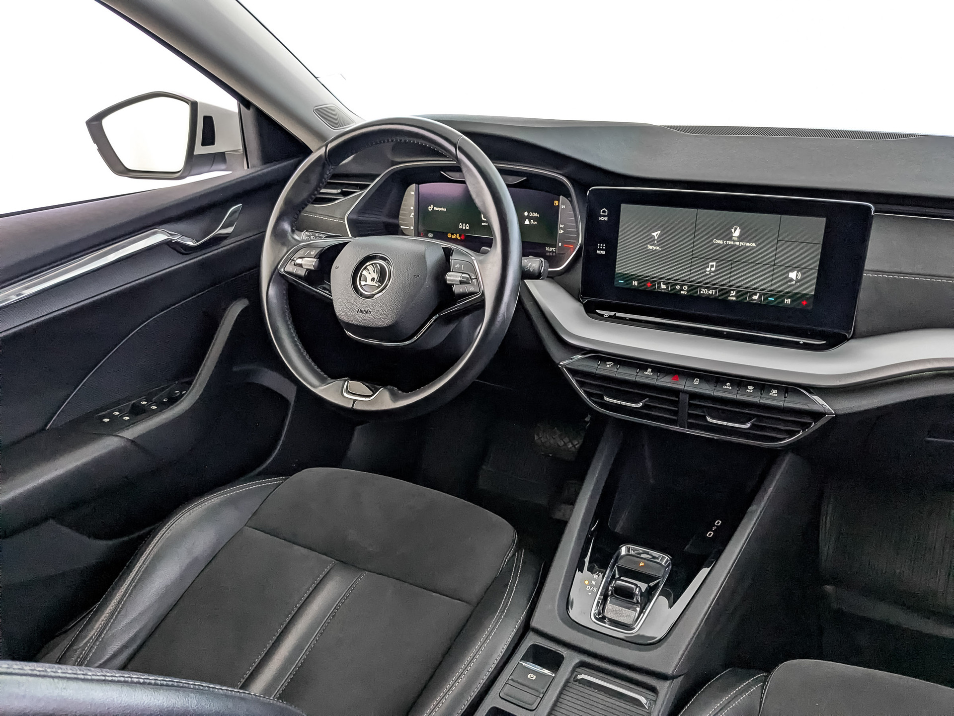 SKODA Octavia 1.40 (150 л.с), автомат, 2021, пробег 101 847 км