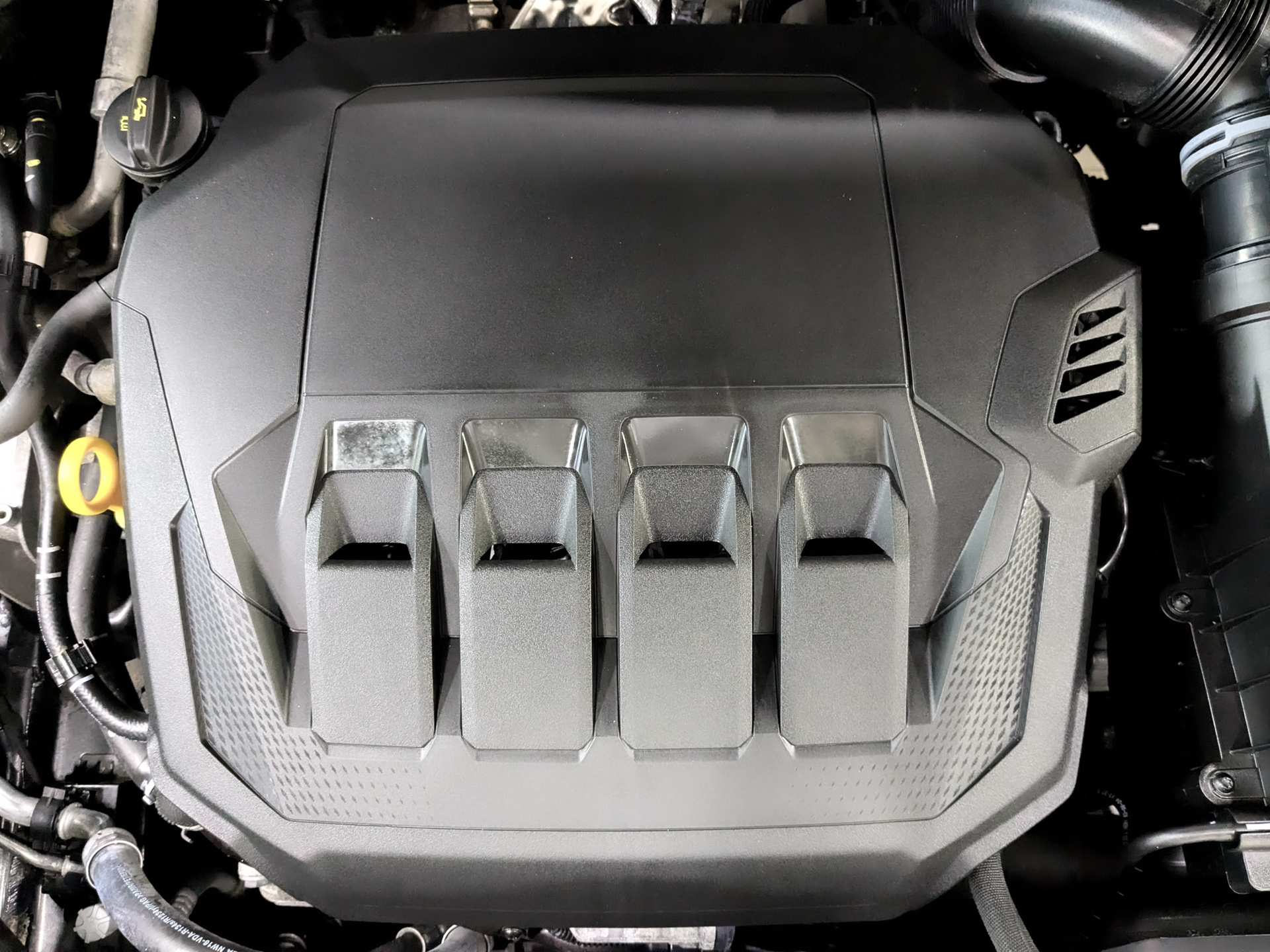SKODA Kodiaq 2.00 (180 л.с), автомат, 2024, пробег 39 687 км