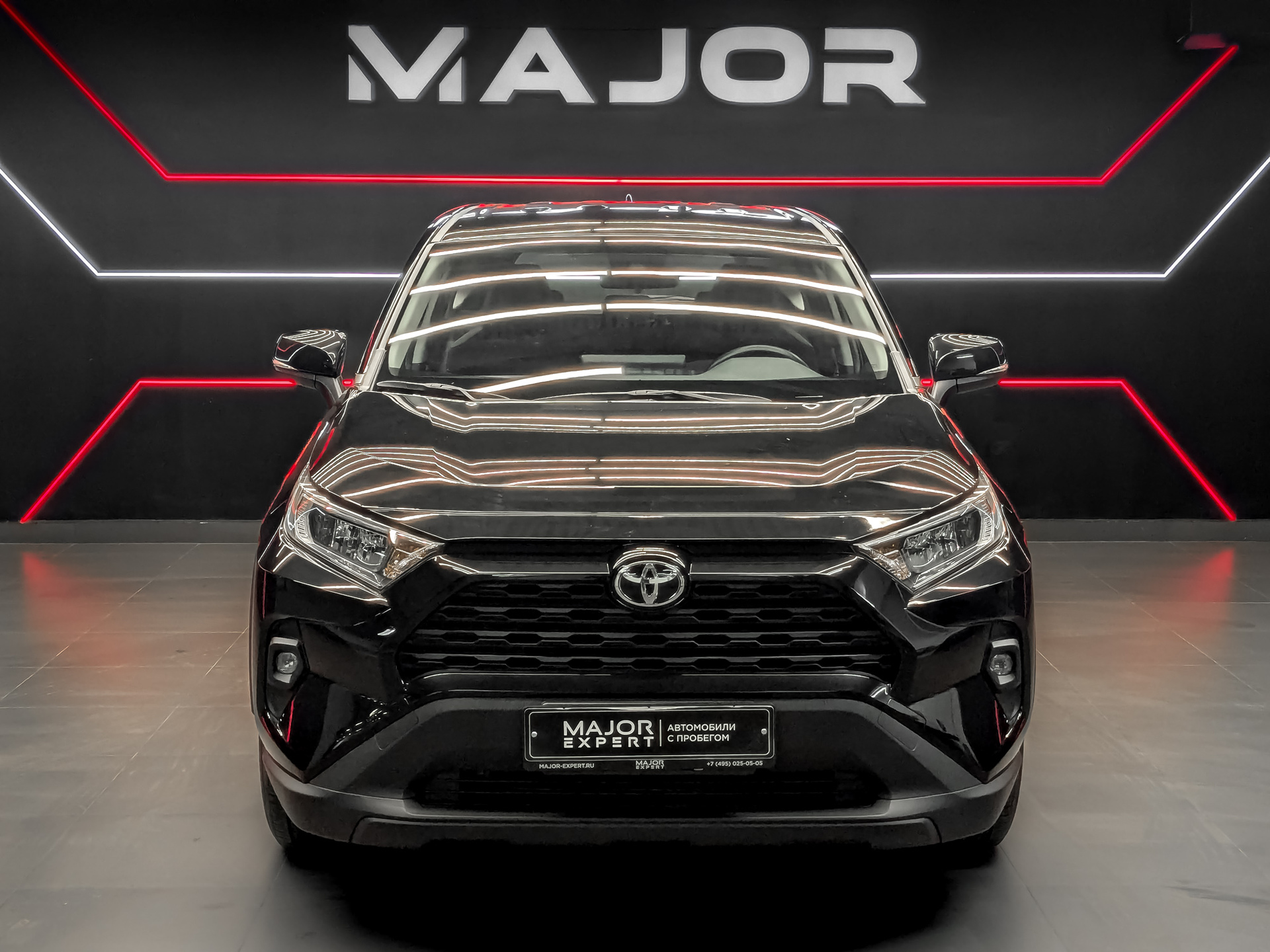 TOYOTA Rav-4 2.00 (171 л.с), автомат, 2025, пробег 5 557 км