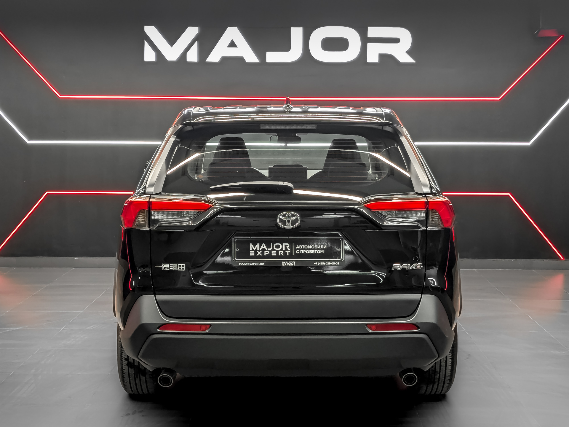 TOYOTA Rav-4 2.00 (171 л.с), автомат, 2025, пробег 5 557 км