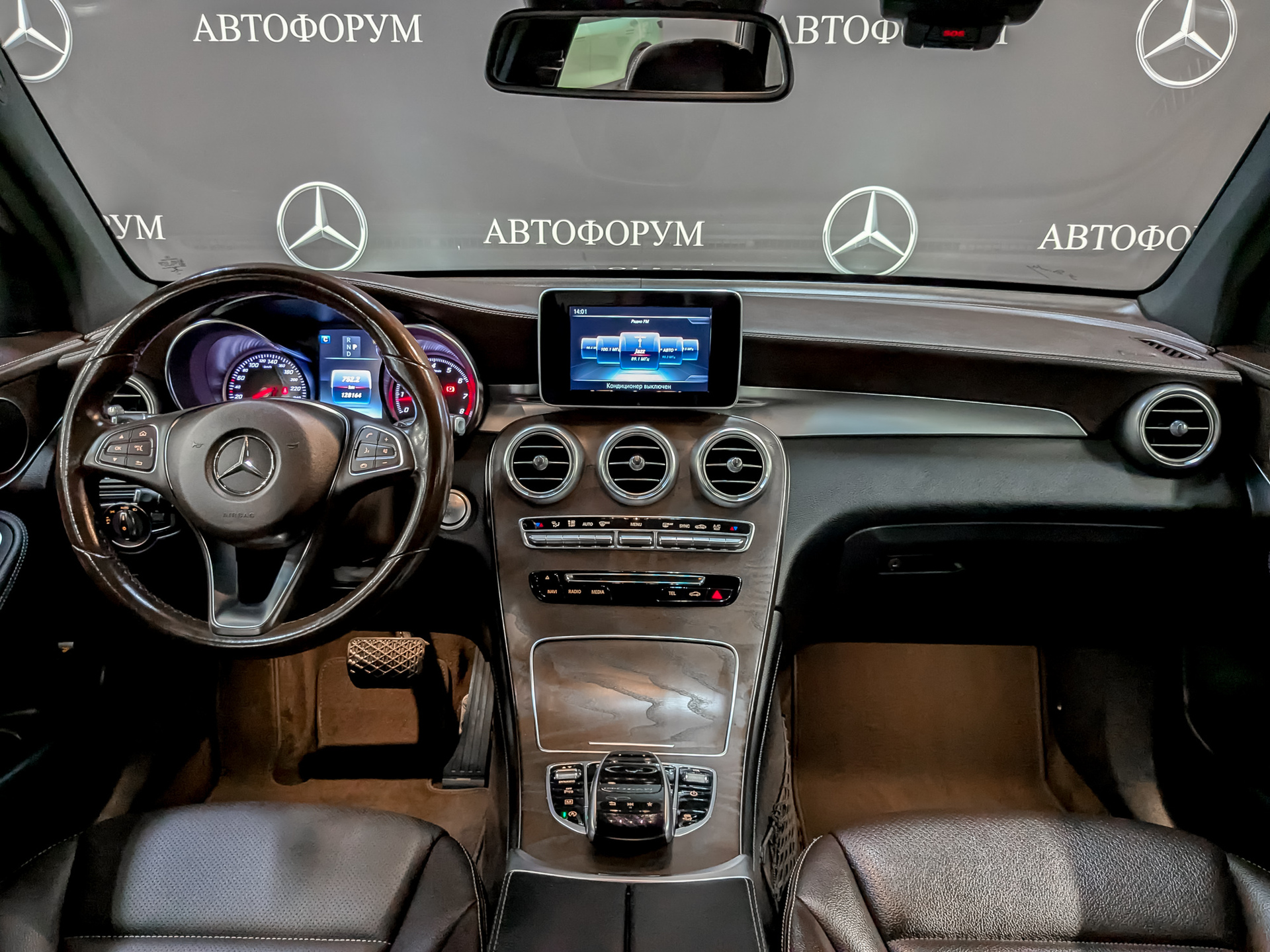 MERCEDES-BENZ GLC 2.00 (211 л.с), автомат, 2017, пробег 128 152 км