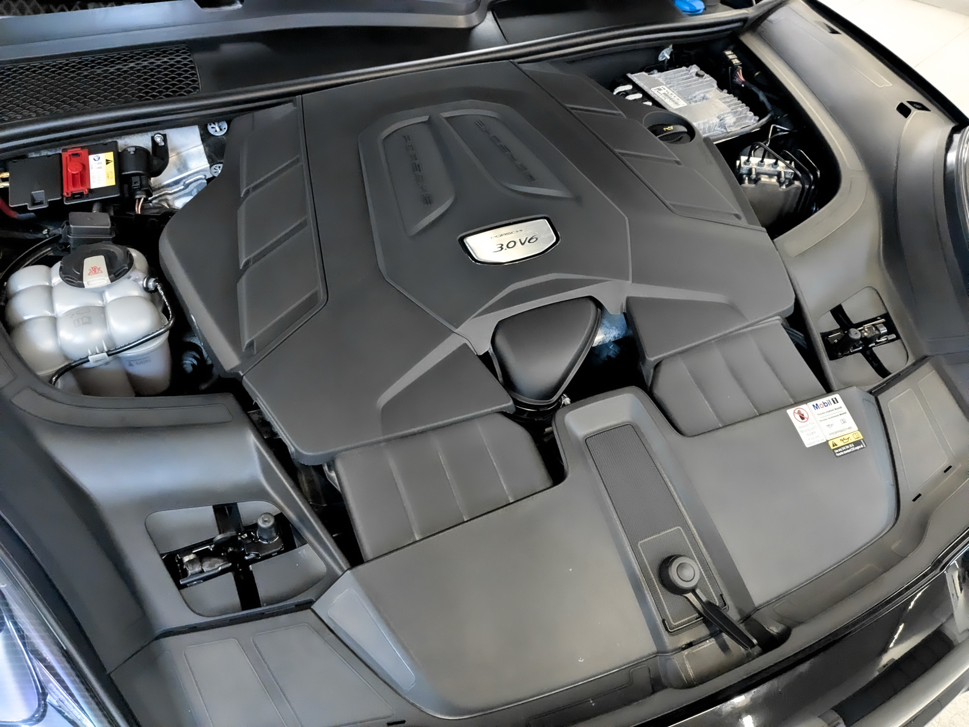 PORSCHE Cayenne Coupe I 3.00 (340 л.с), автомат, 2019, пробег 112 250 км
