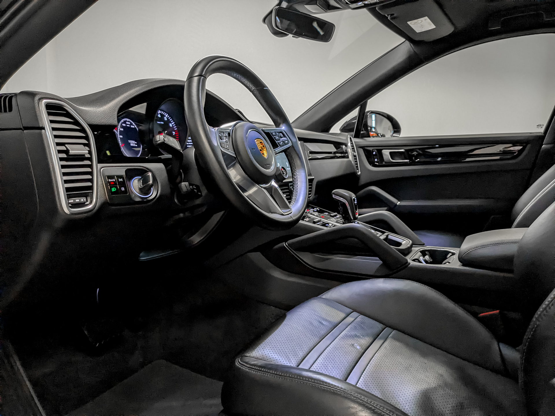 PORSCHE Cayenne Coupe I 3.00 (340 л.с), автомат, 2019, пробег 112 250 км