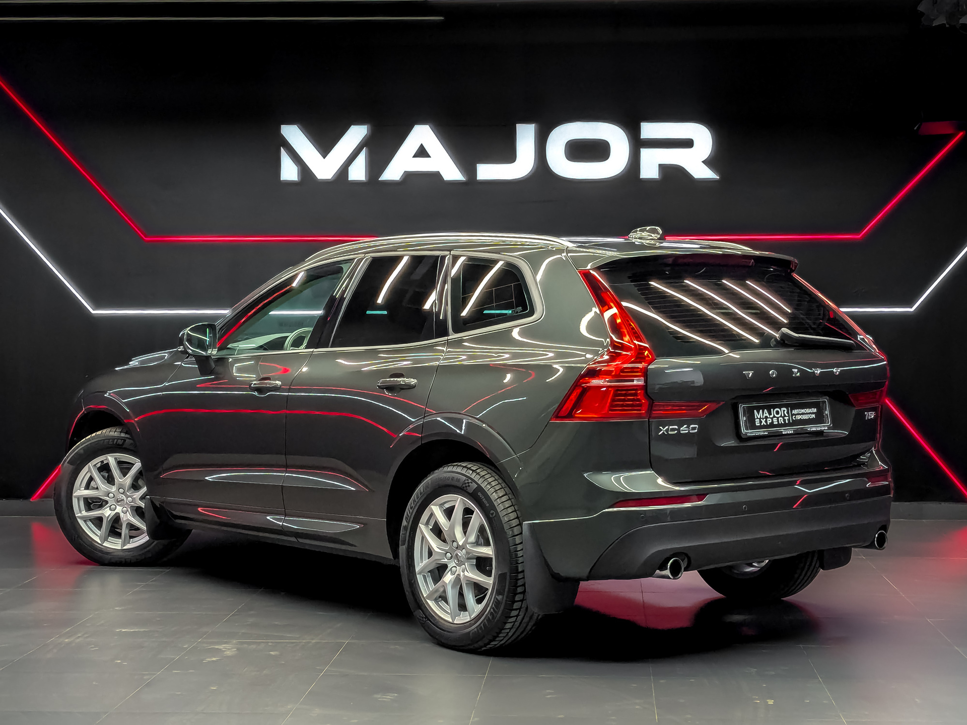 VOLVO XC60 2.00 (249 л.с), автомат, 2020, пробег 74 072 км