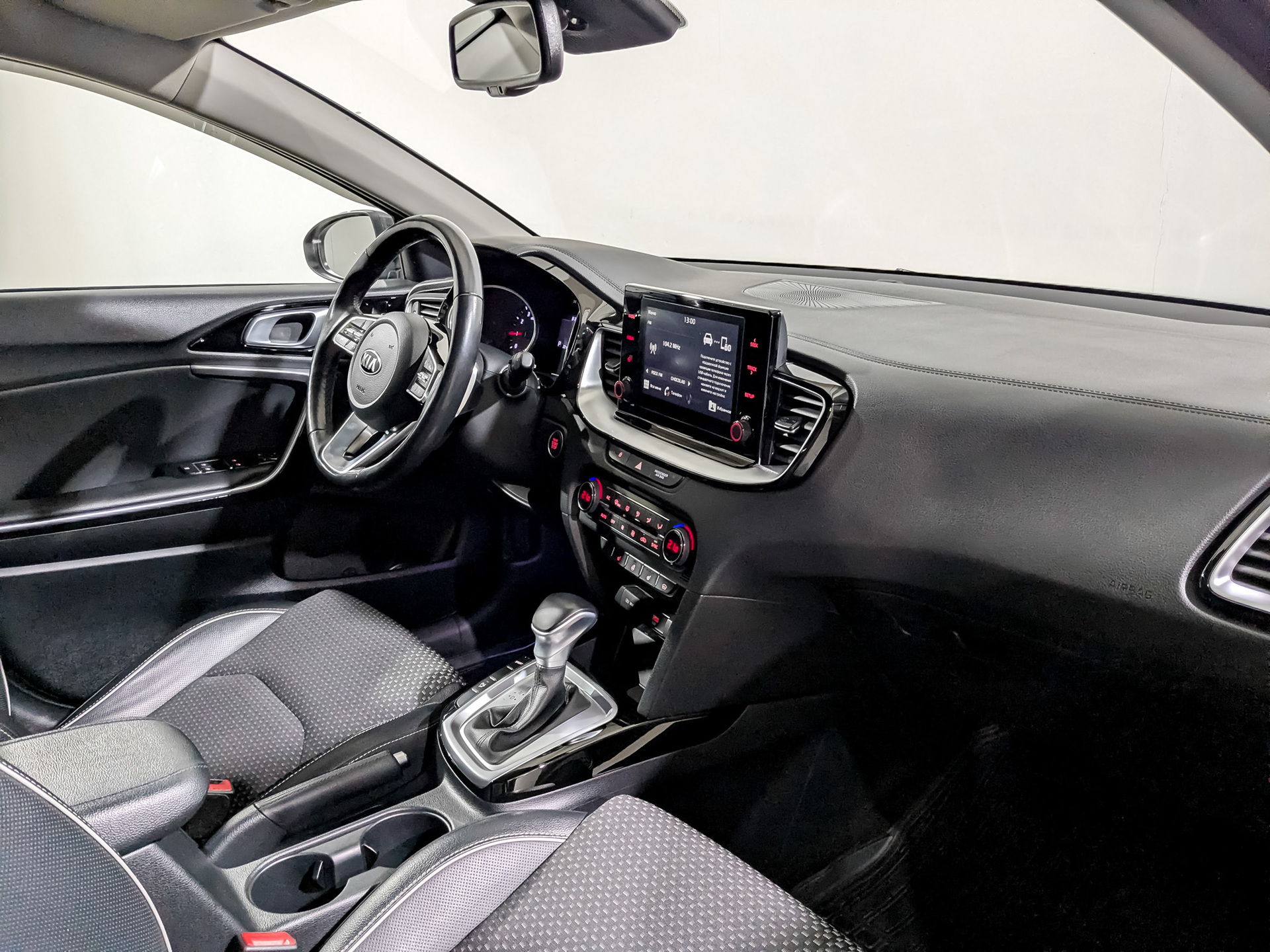 KIA Ceed 1.60 (128 л.с), автомат, 2020, пробег 74 274 км