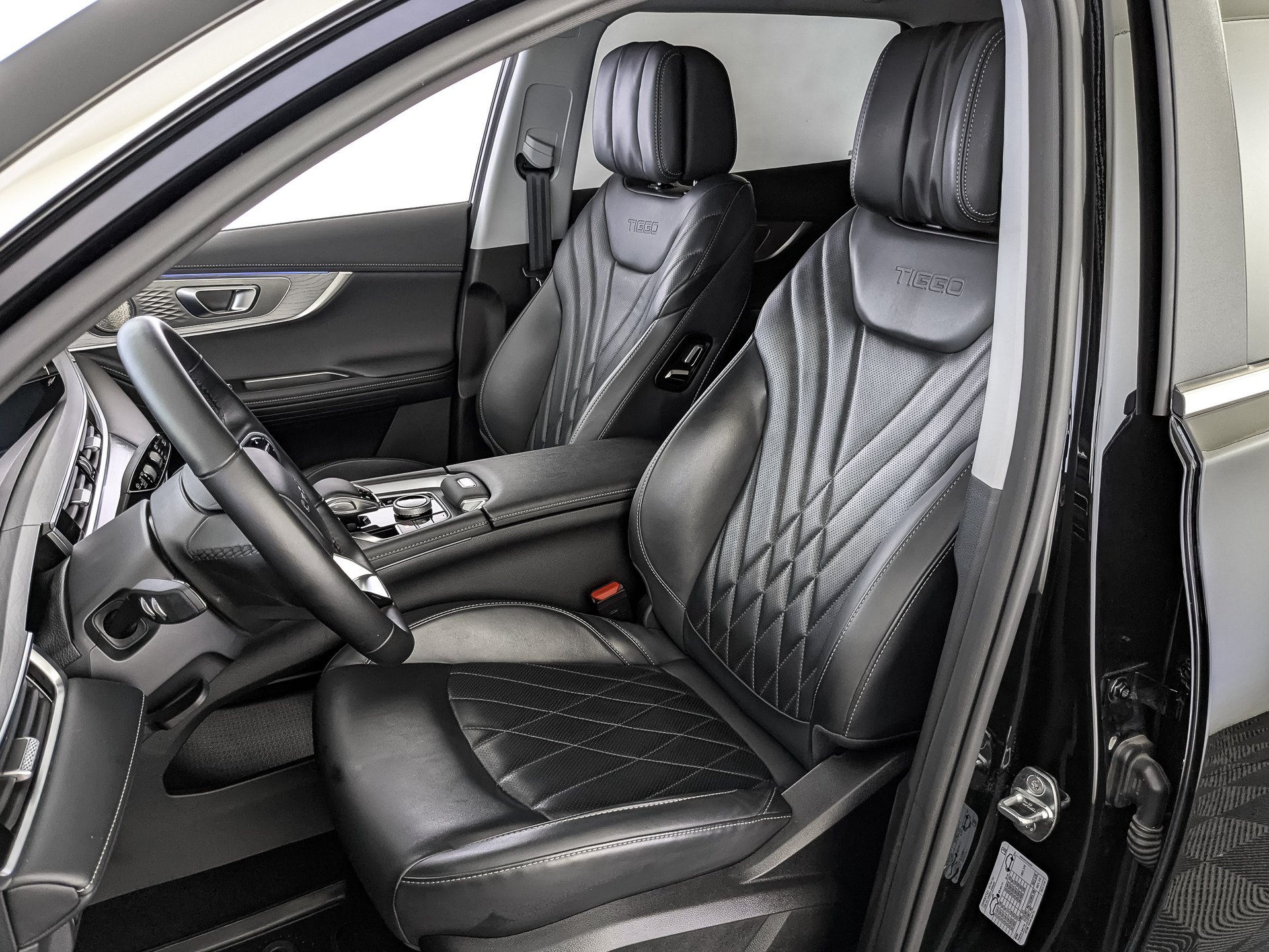 CHERY Tiggo 8 Pro 1.60 (186 л.с), автомат, 2024, пробег 26 230 км