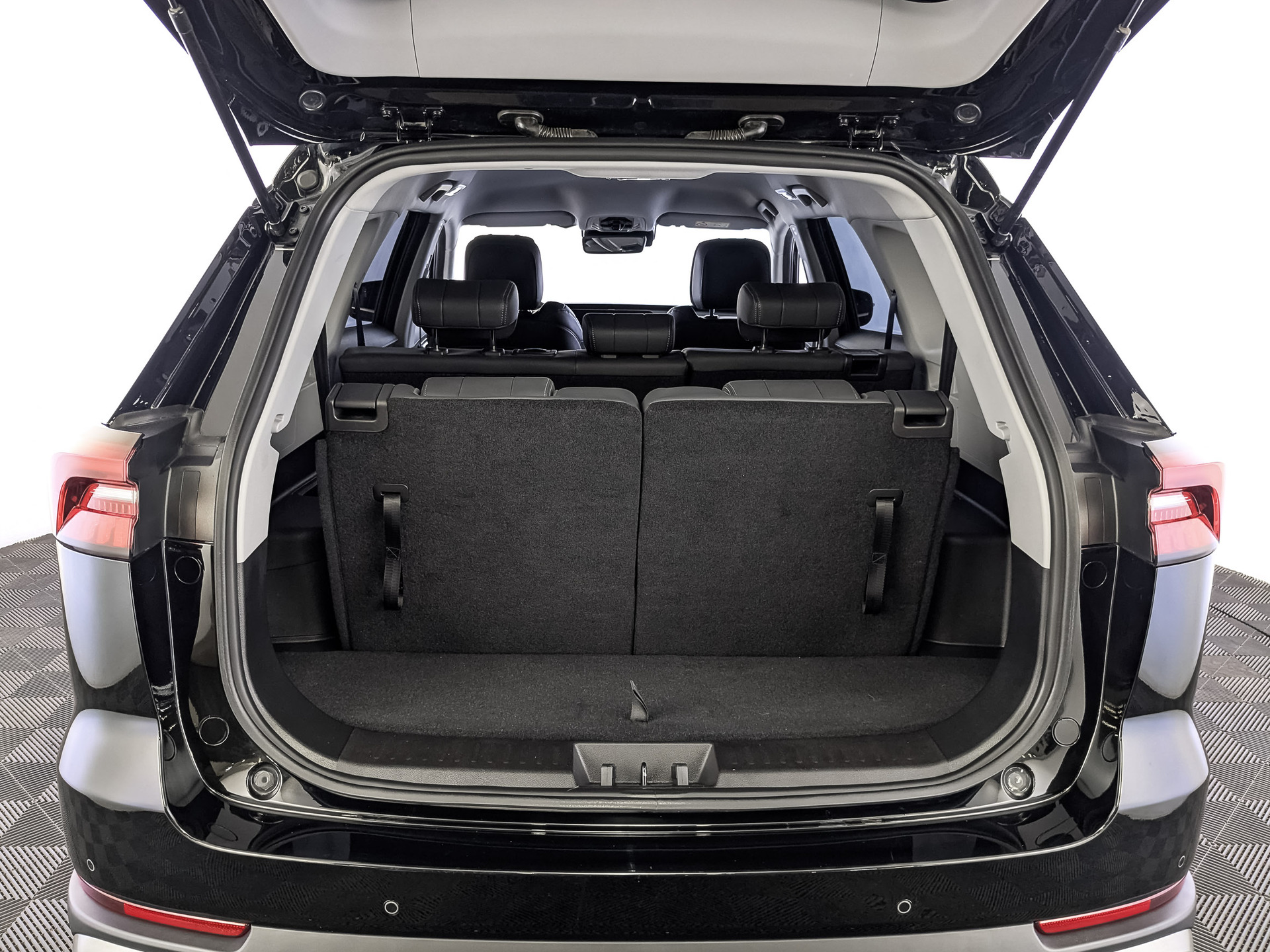 CHERY Tiggo 8 Pro 1.60 (186 л.с), автомат, 2024, пробег 26 230 км