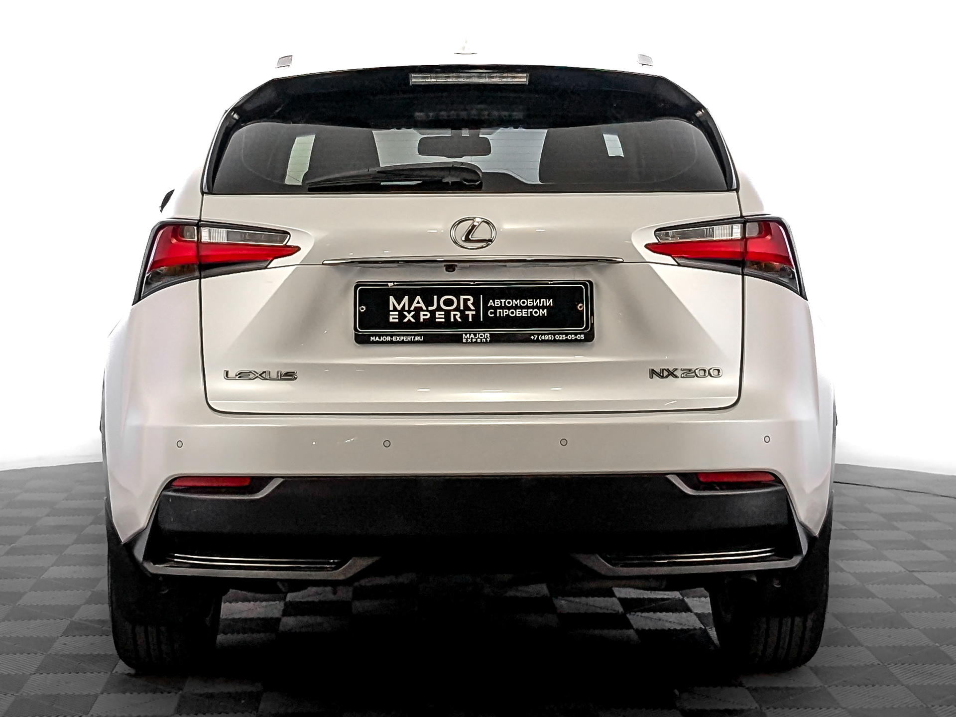 LEXUS NX 2.00 (150 л.с), автомат, 2017, пробег 166 995 км