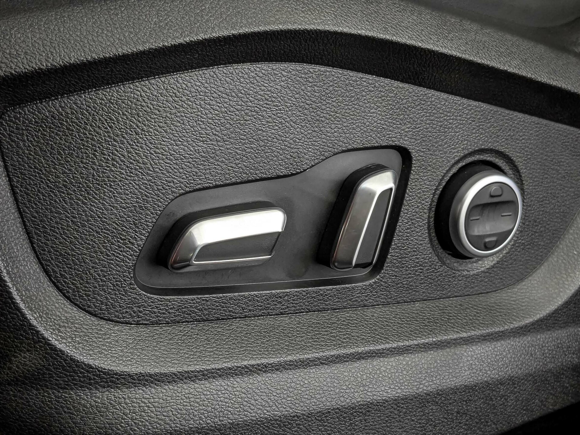 EXEED LX 1.60 (150 л.с), автомат, 2023, пробег 71 294 км
