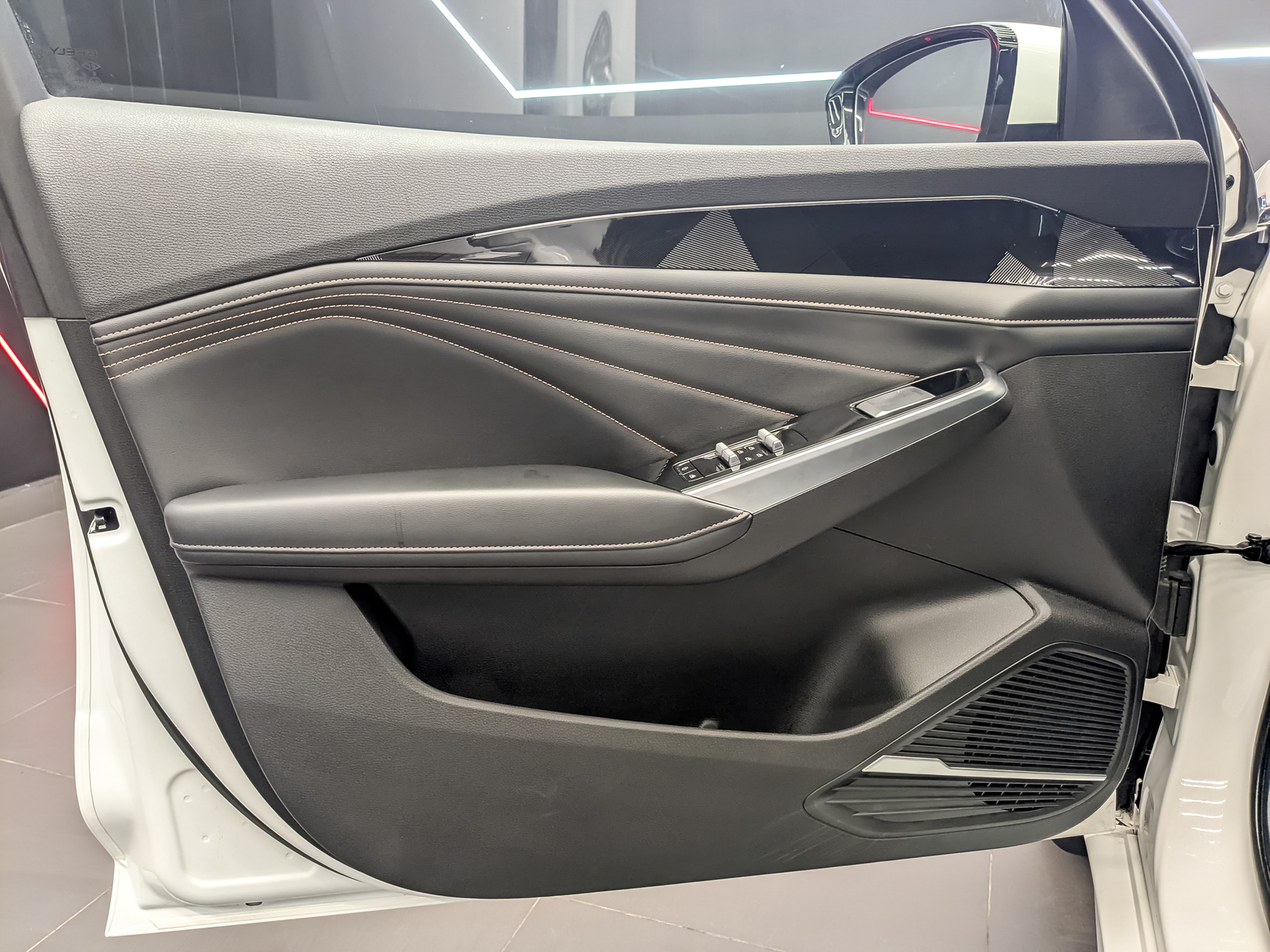 GEELY Preface 2.00 (200 л.с), автомат, 2024, пробег 14 420 км