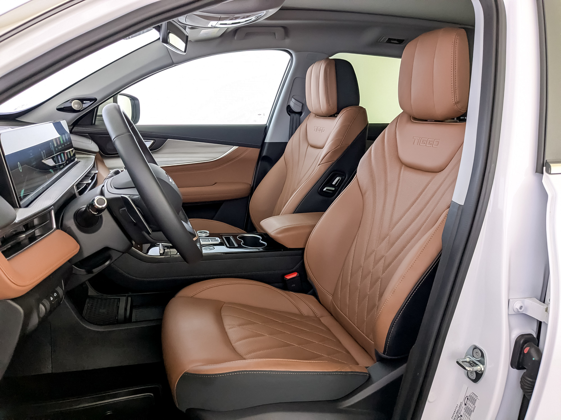 CHERY Tiggo 8 Pro 2.00 (197 л.с), автомат, 2022, пробег 7 768 км