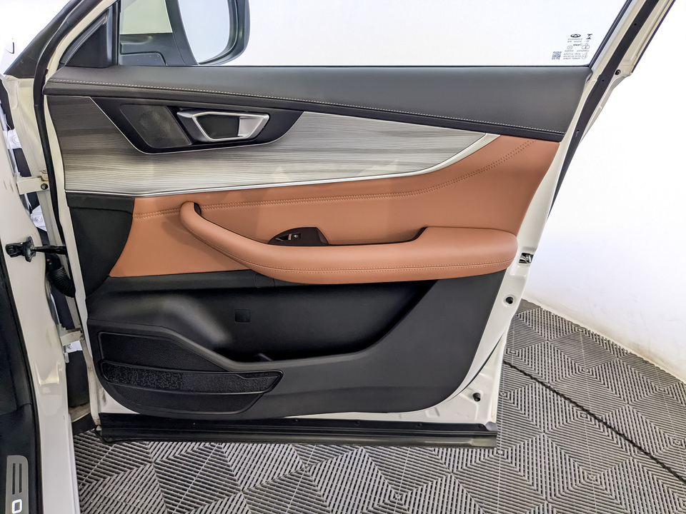 Фото Chery Tiggo 8 Pro с пробегом 7768 км