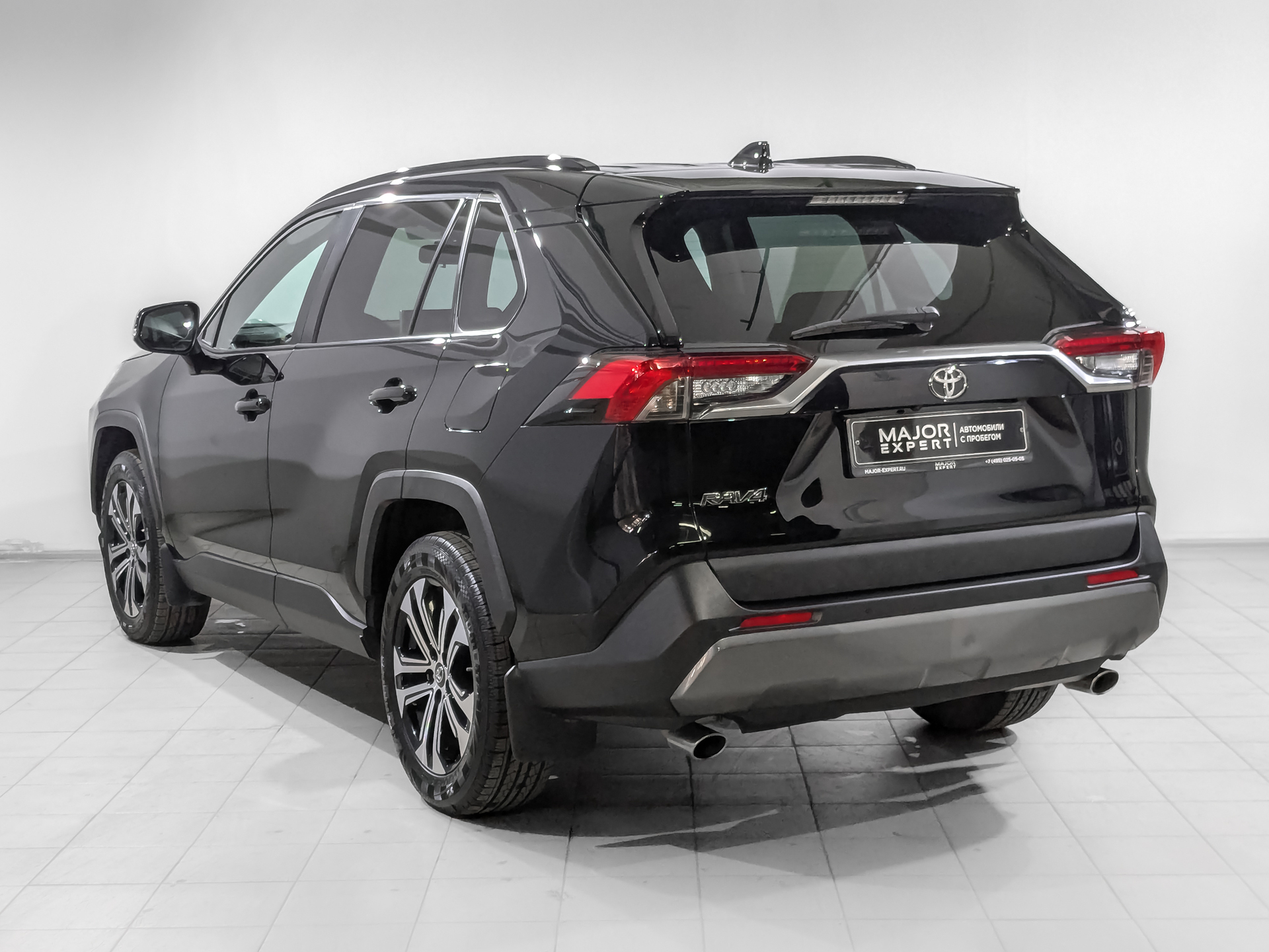 TOYOTA Rav-4 2.00 (149 л.с), автомат, 2020, пробег 89 050 км