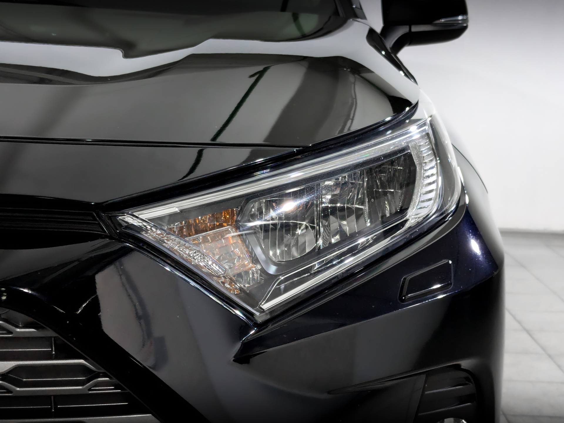 TOYOTA Rav-4 2.00 (149 л.с), автомат, 2020, пробег 89 050 км