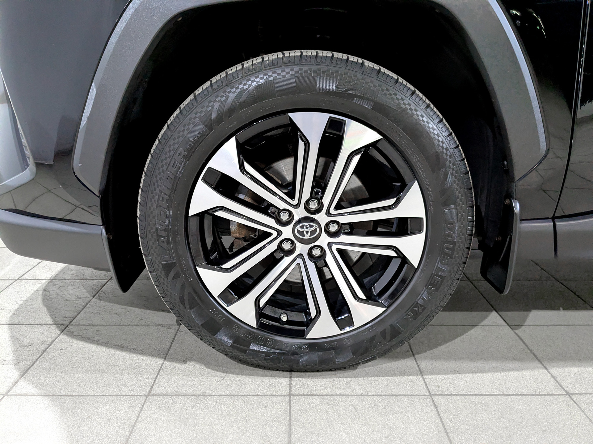 TOYOTA Rav-4 2.00 (149 л.с), автомат, 2020, пробег 89 050 км