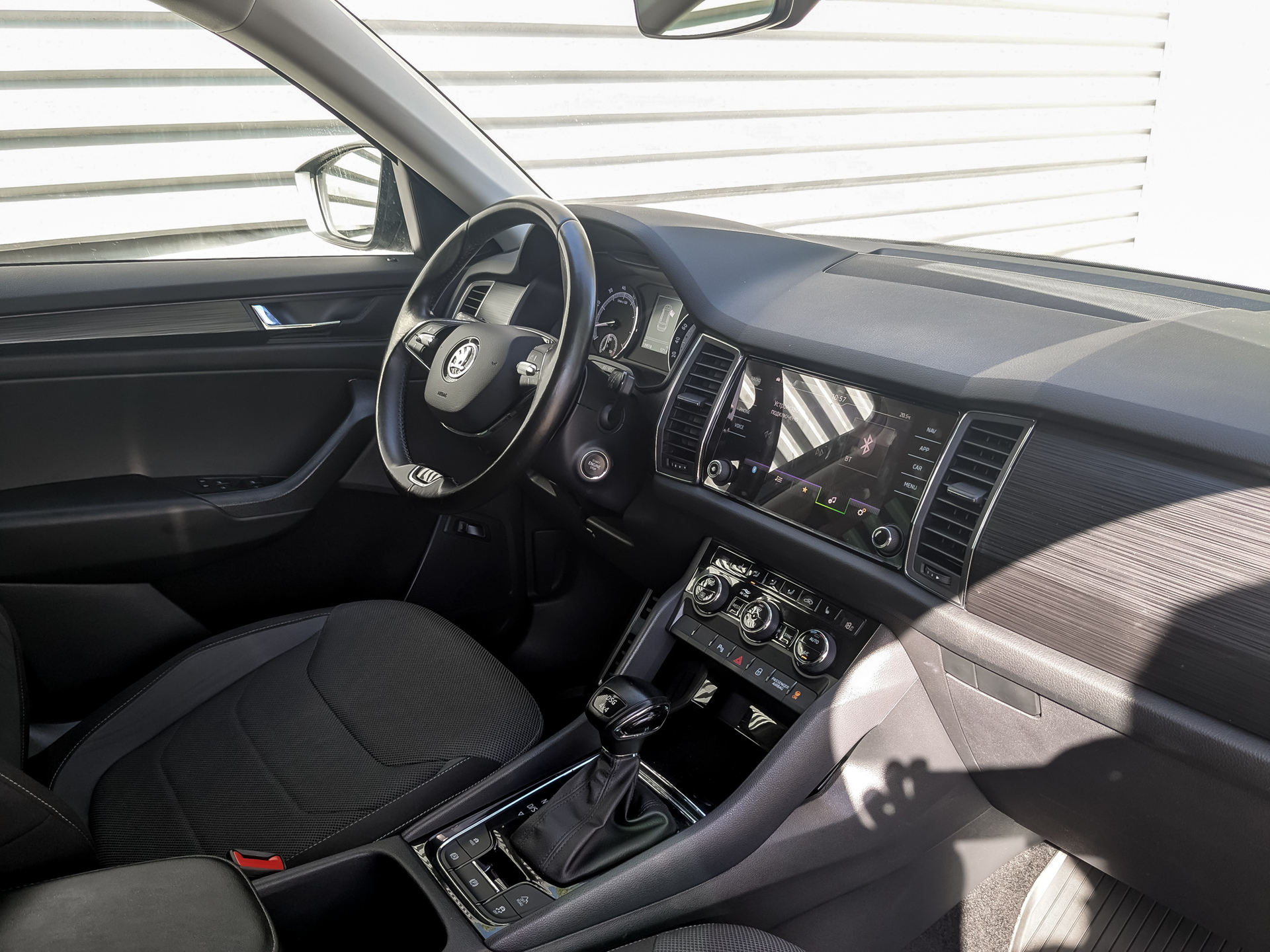 SKODA Kodiaq 2.00 (180 л.с), автомат, 2021, пробег 139 495 км