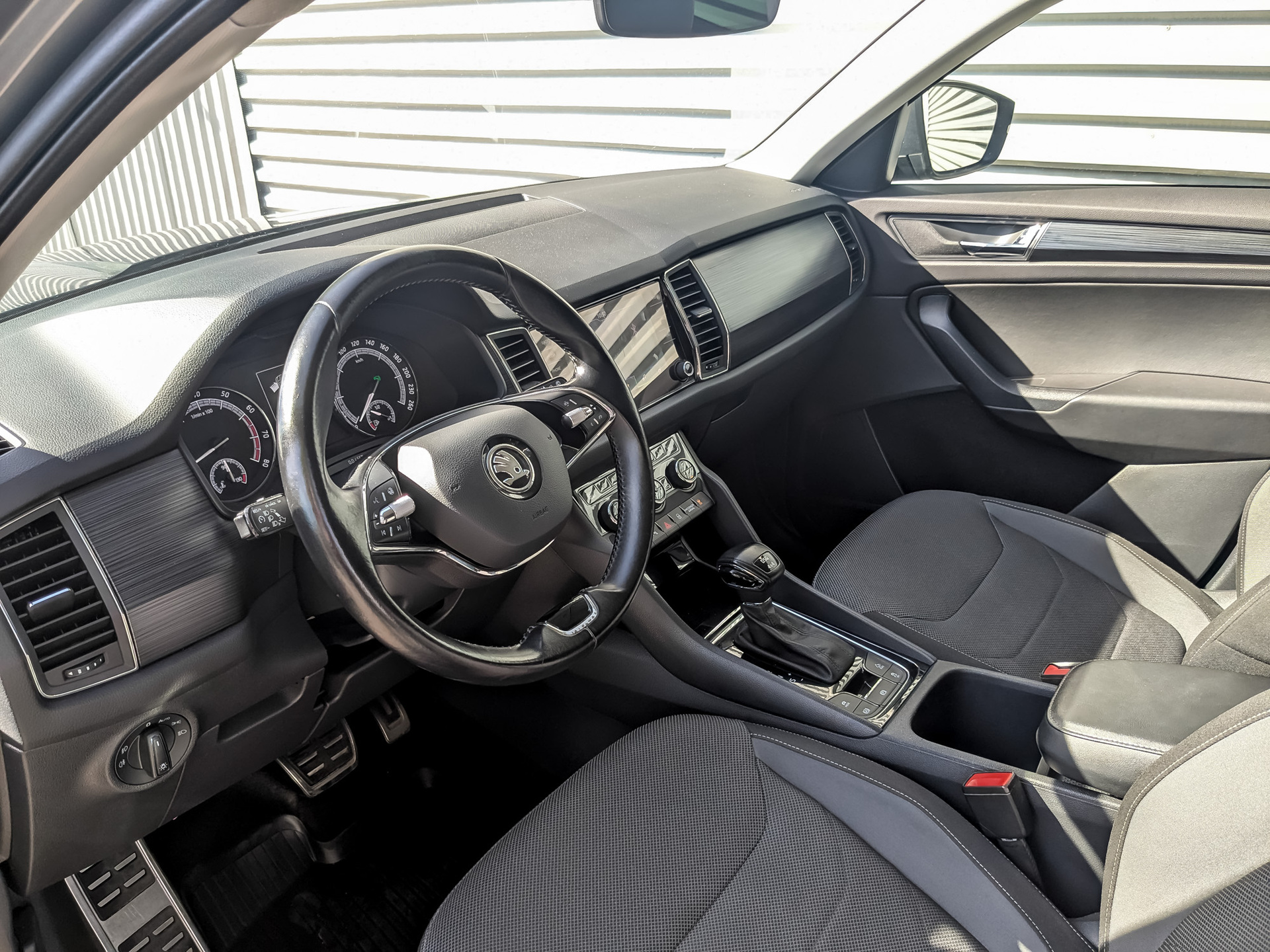 SKODA Kodiaq 2.00 (180 л.с), автомат, 2021, пробег 139 495 км