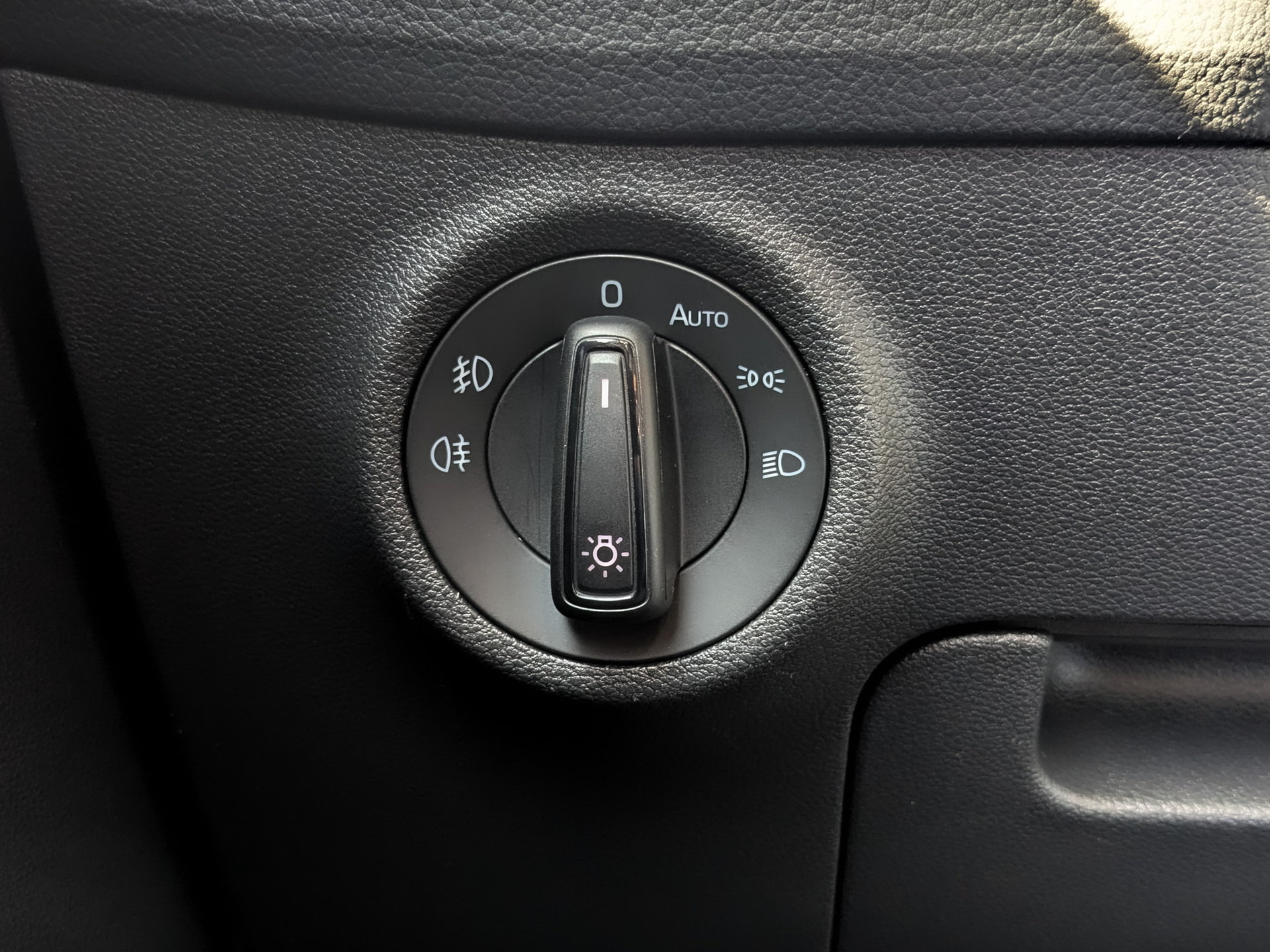 SKODA Kodiaq 2.00 (180 л.с), автомат, 2021, пробег 139 495 км