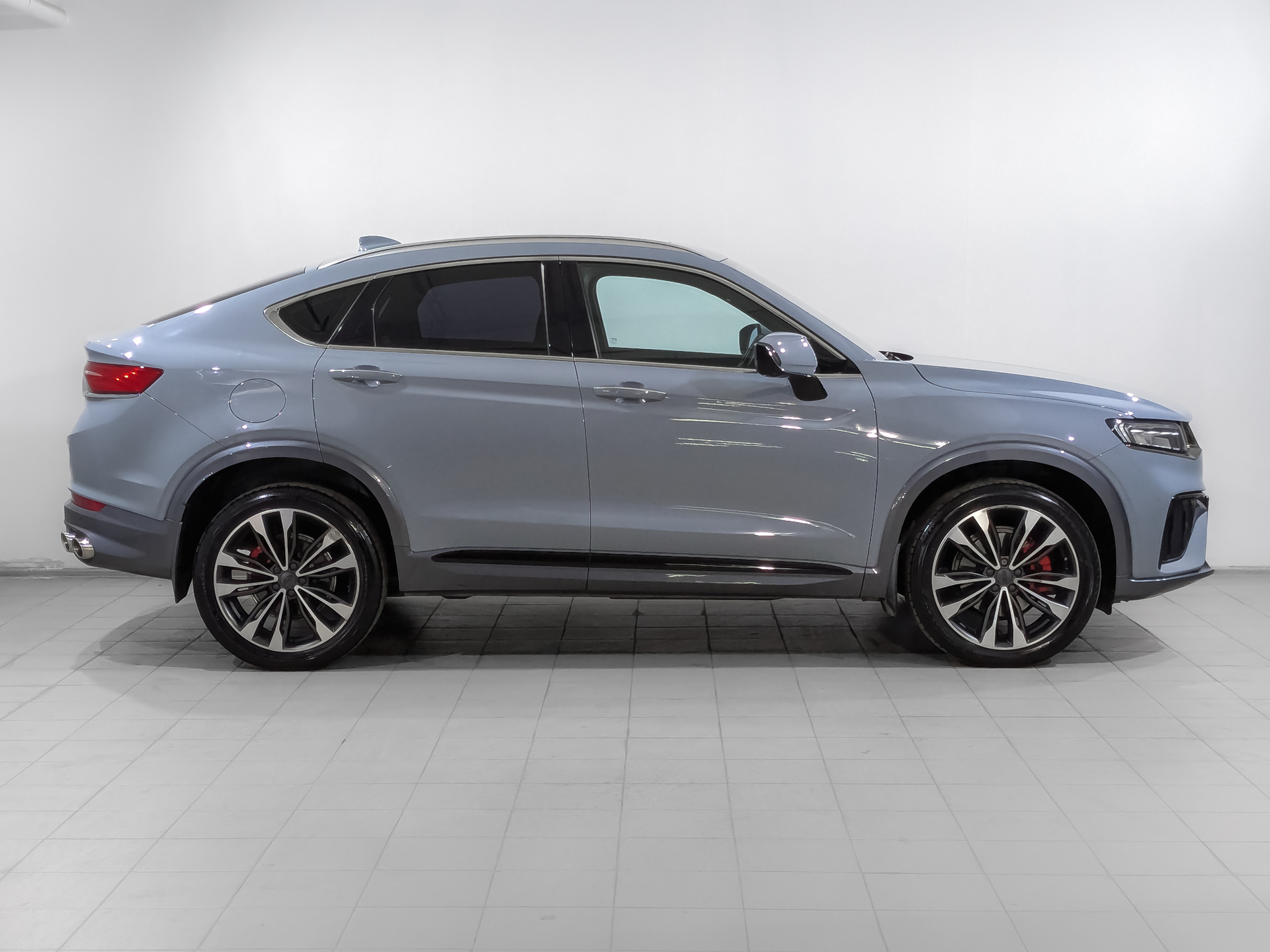 GEELY Tugella 2.00 (238 л.с), автомат, 2022, пробег 28 365 км