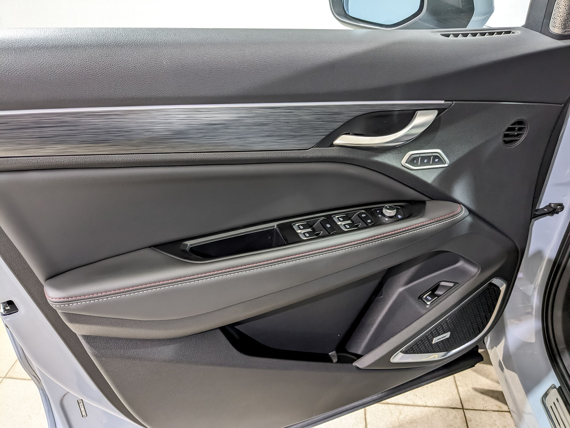 GEELY Tugella 2.00 (238 л.с), автомат, 2022, пробег 28 365 км