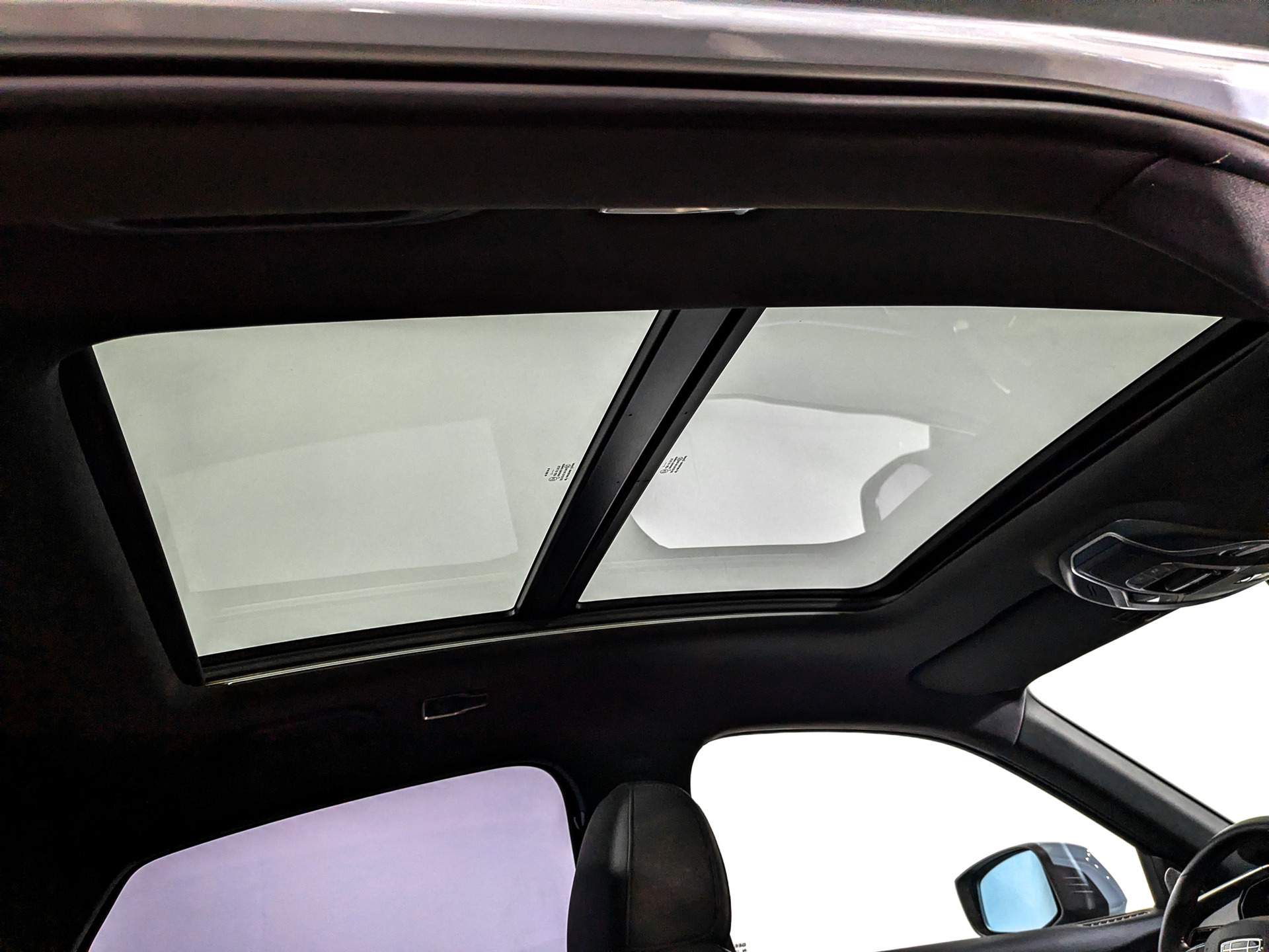 GEELY Tugella 2.00 (238 л.с), автомат, 2022, пробег 28 365 км