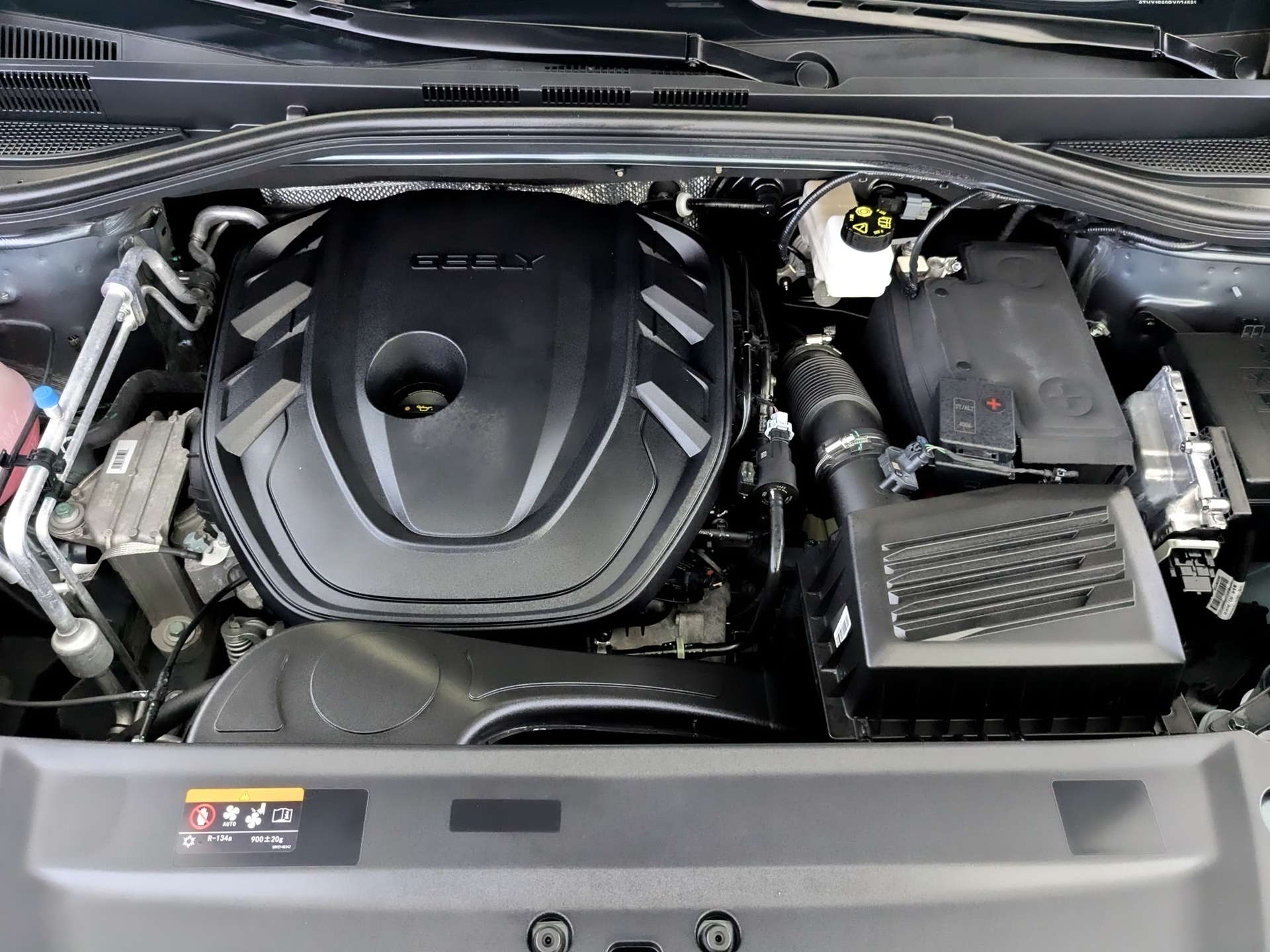 GEELY Okavango 2.00 (200 л.с), автомат, 2024, пробег 12 160 км
