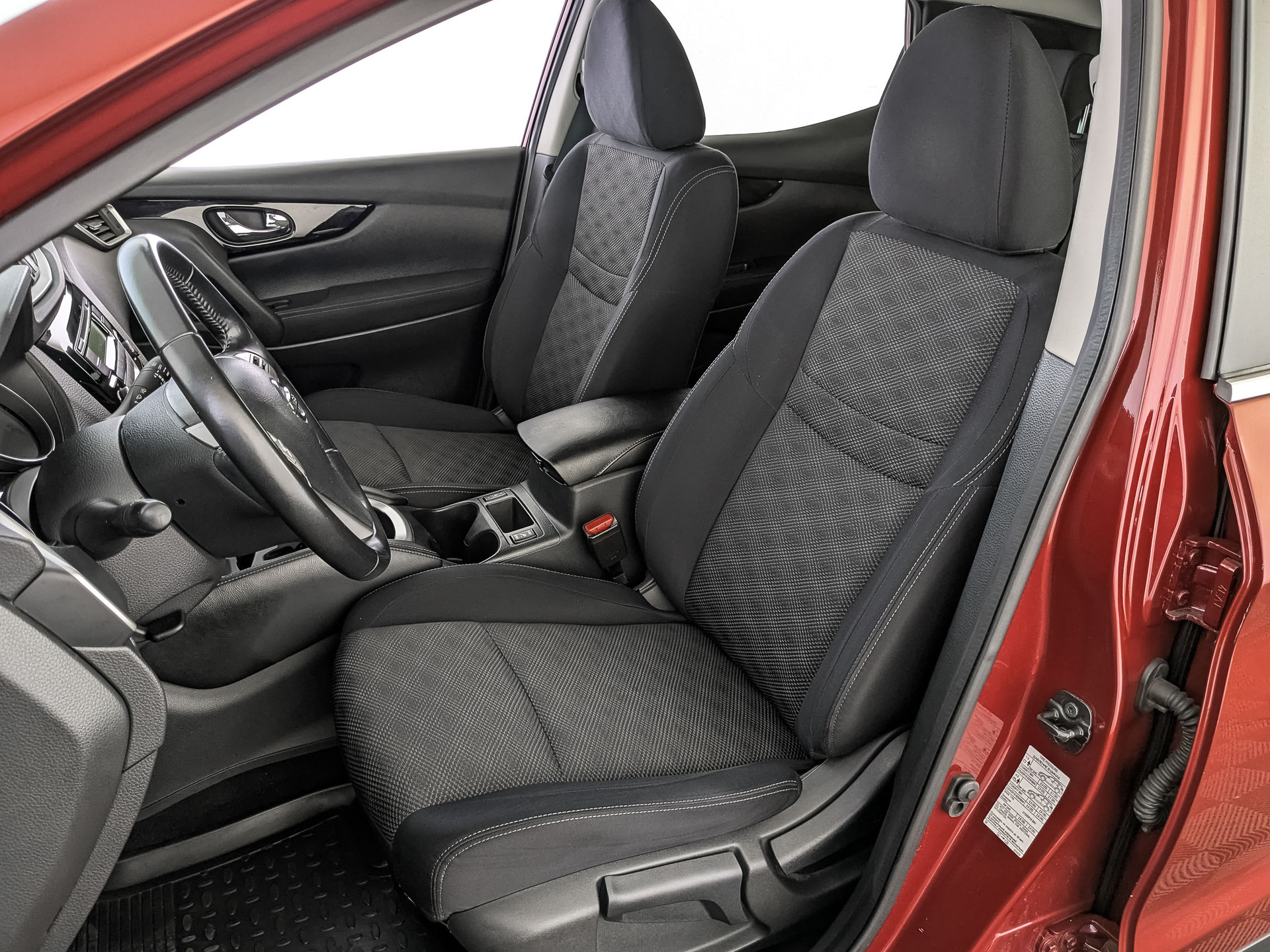 NISSAN Qashqai 1.20 (115 л.с), автомат, 2017, пробег 80 876 км