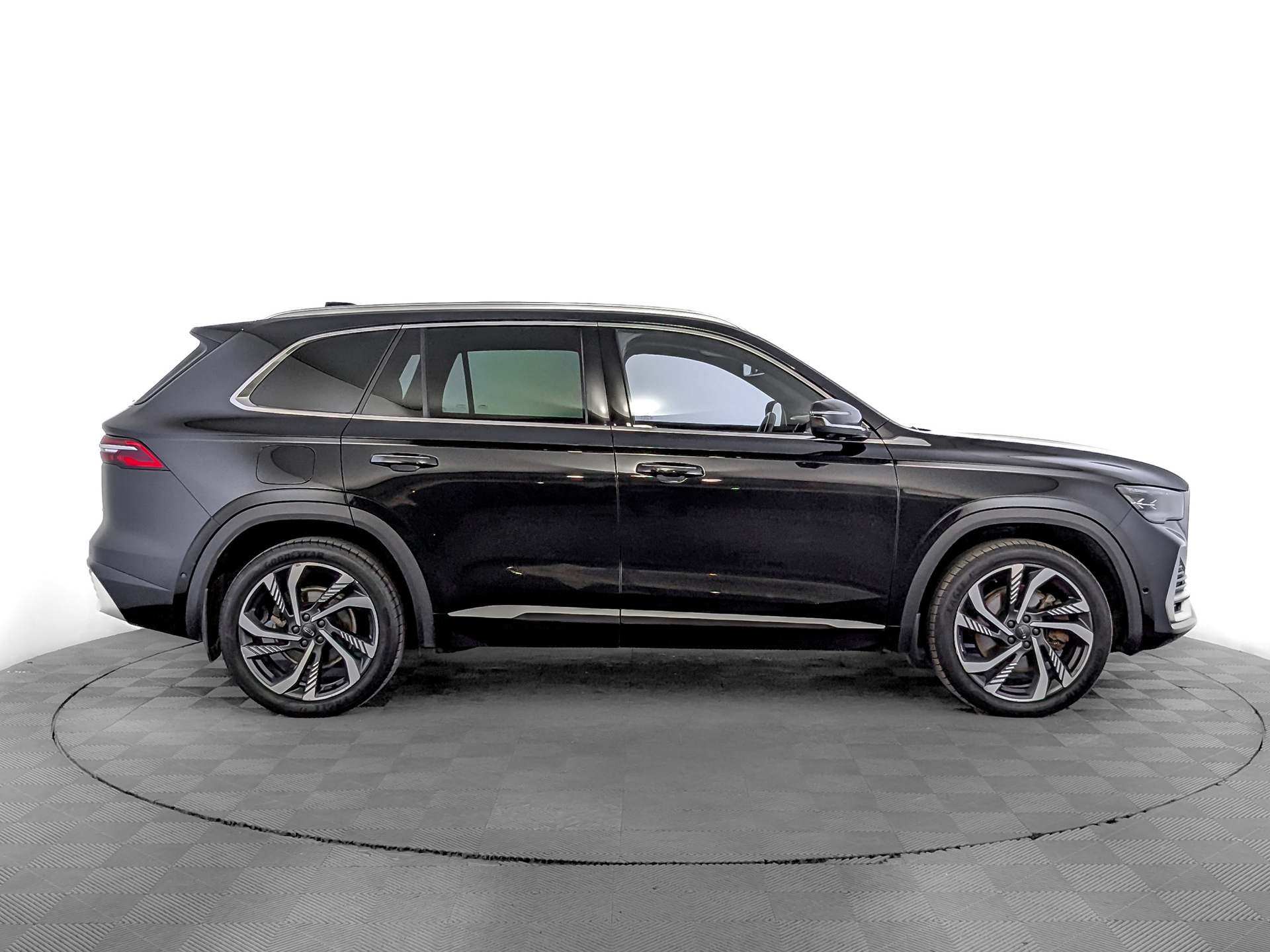 GEELY Monjaro 2.00 (238 л.с), автомат, 2023, пробег 49 262 км