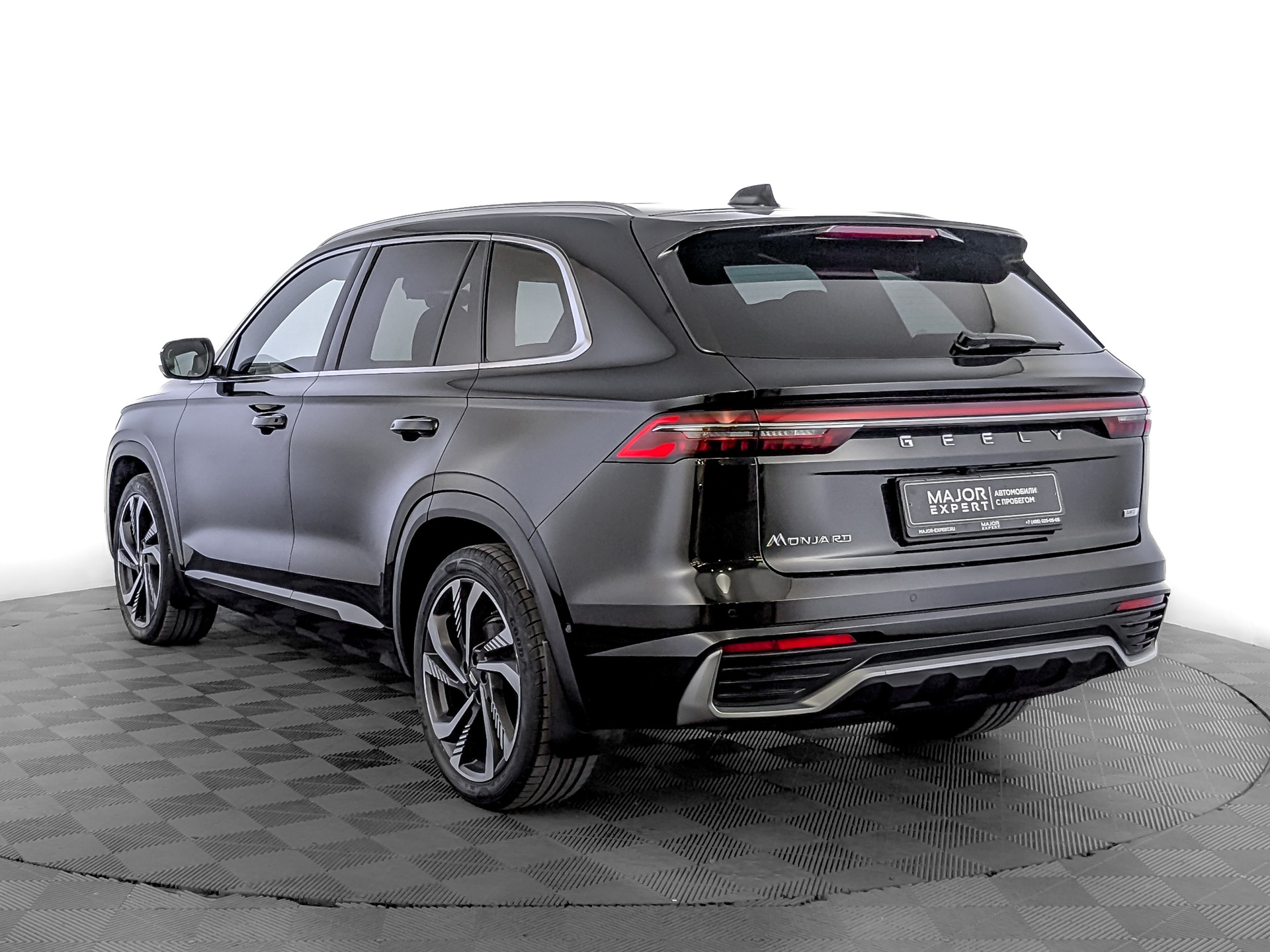 GEELY Monjaro 2.00 (238 л.с), автомат, 2023, пробег 49 262 км