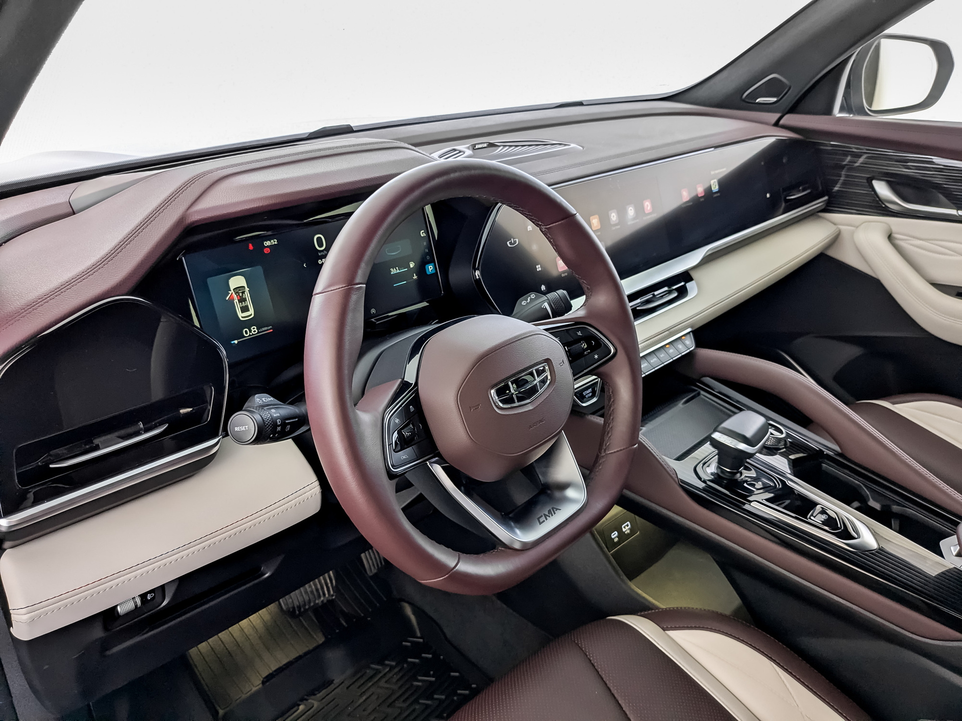GEELY Monjaro 2.00 (238 л.с), автомат, 2023, пробег 49 262 км