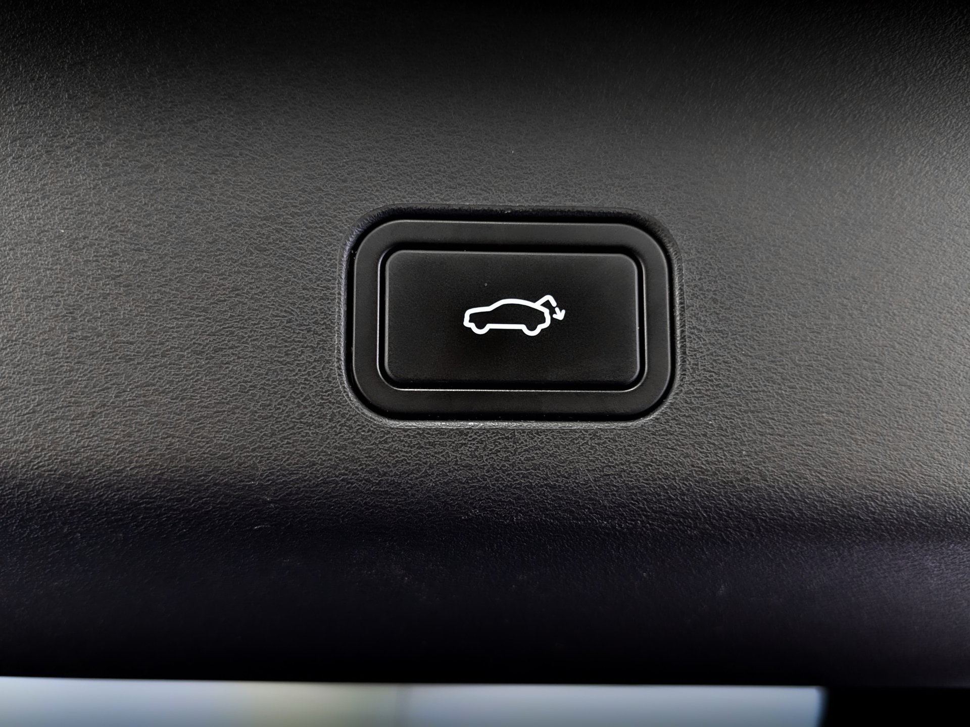 GEELY Monjaro 2.00 (238 л.с), автомат, 2023, пробег 49 262 км