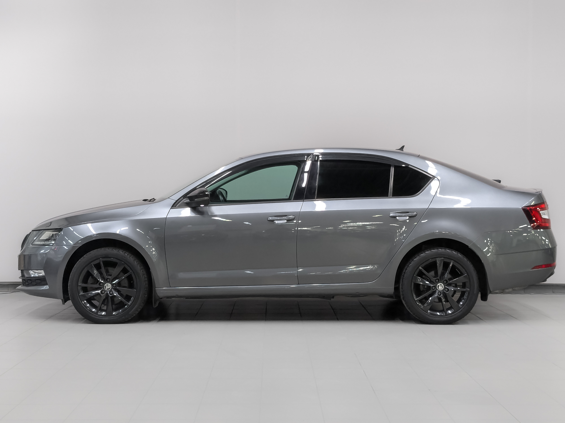 SKODA Octavia 1.80 (180 л.с), автомат, 2018, пробег 91 921 км