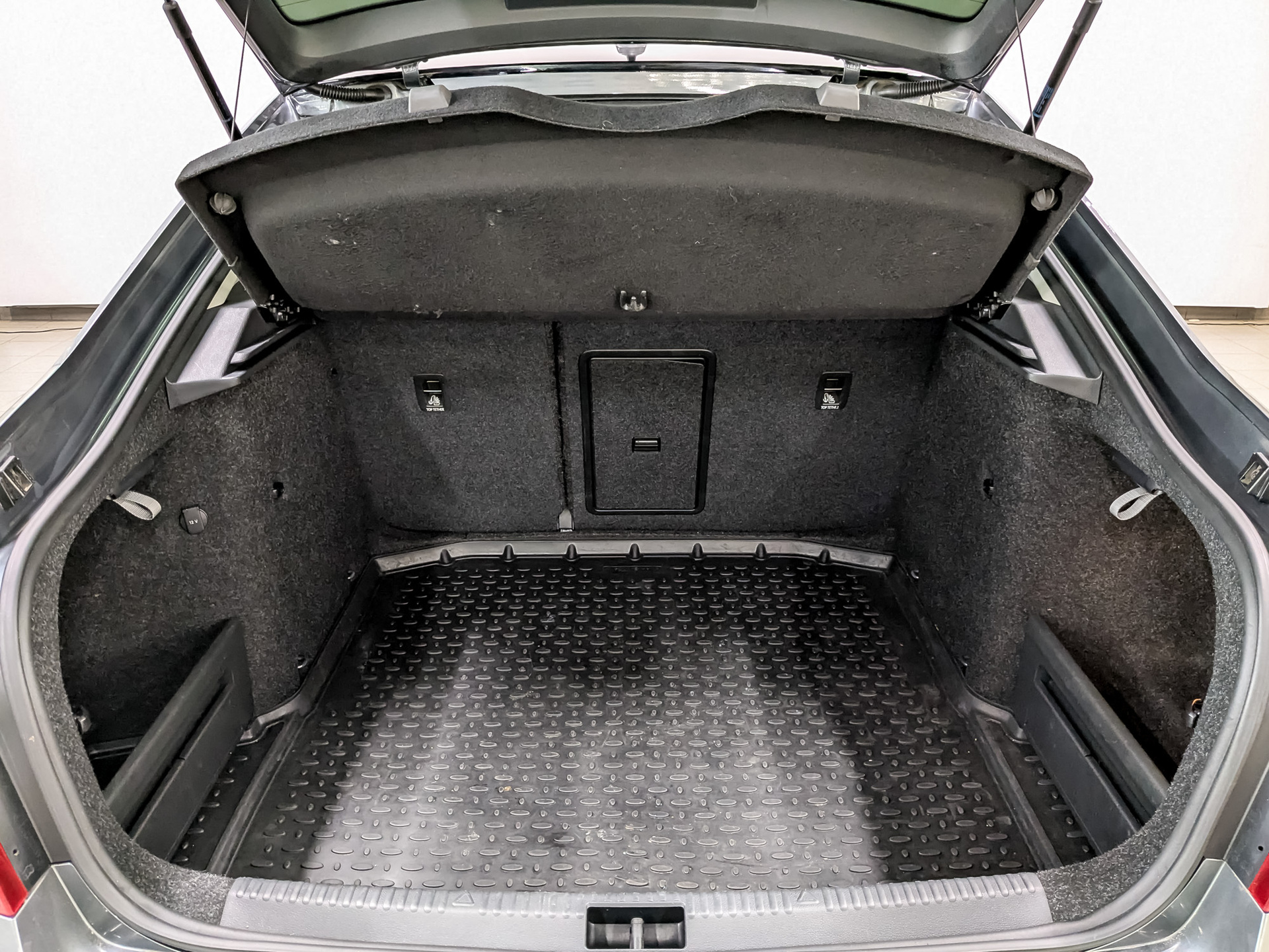 SKODA Octavia 1.80 (180 л.с), автомат, 2018, пробег 91 921 км
