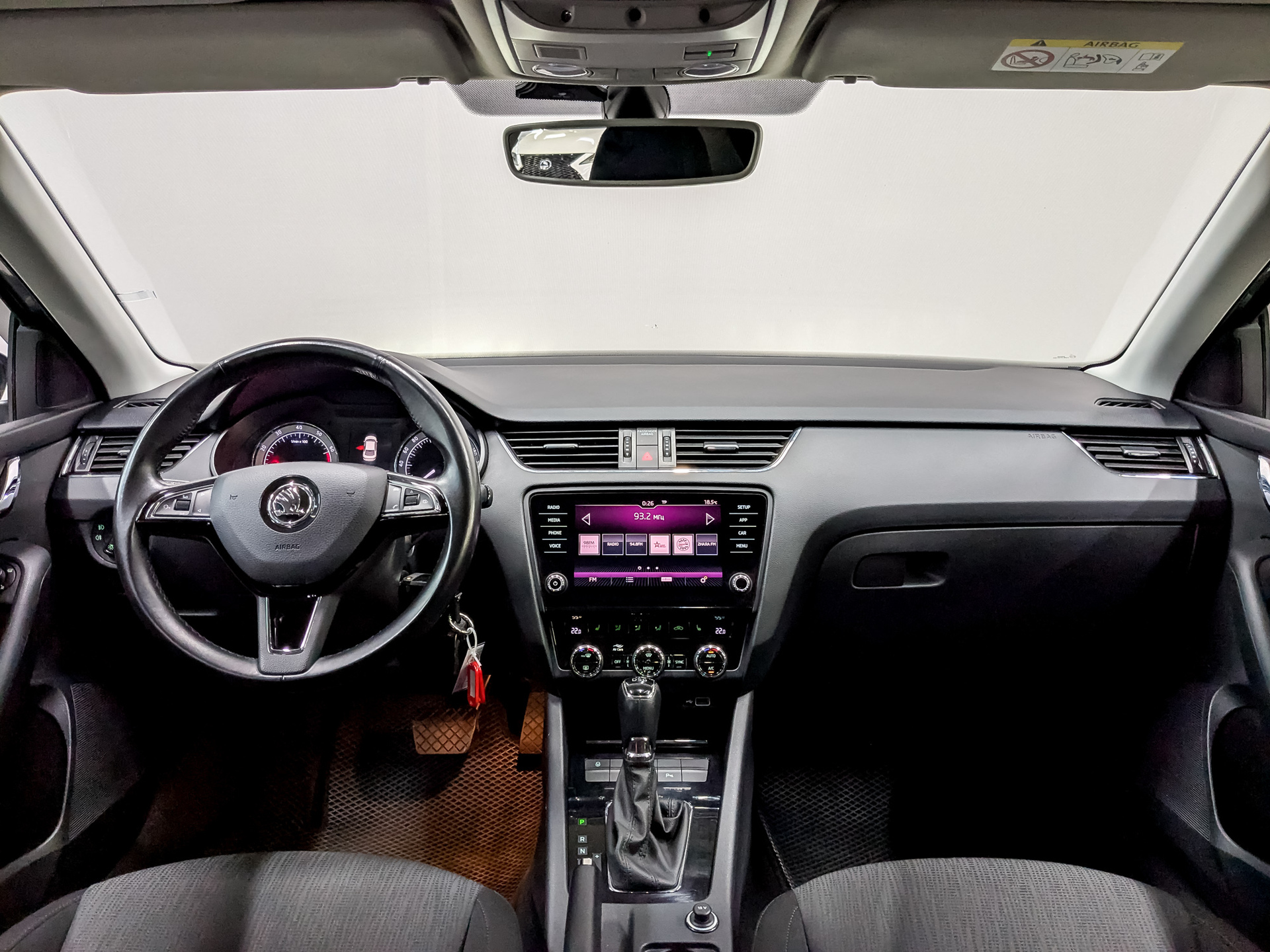 SKODA Octavia 1.80 (180 л.с), автомат, 2018, пробег 91 921 км