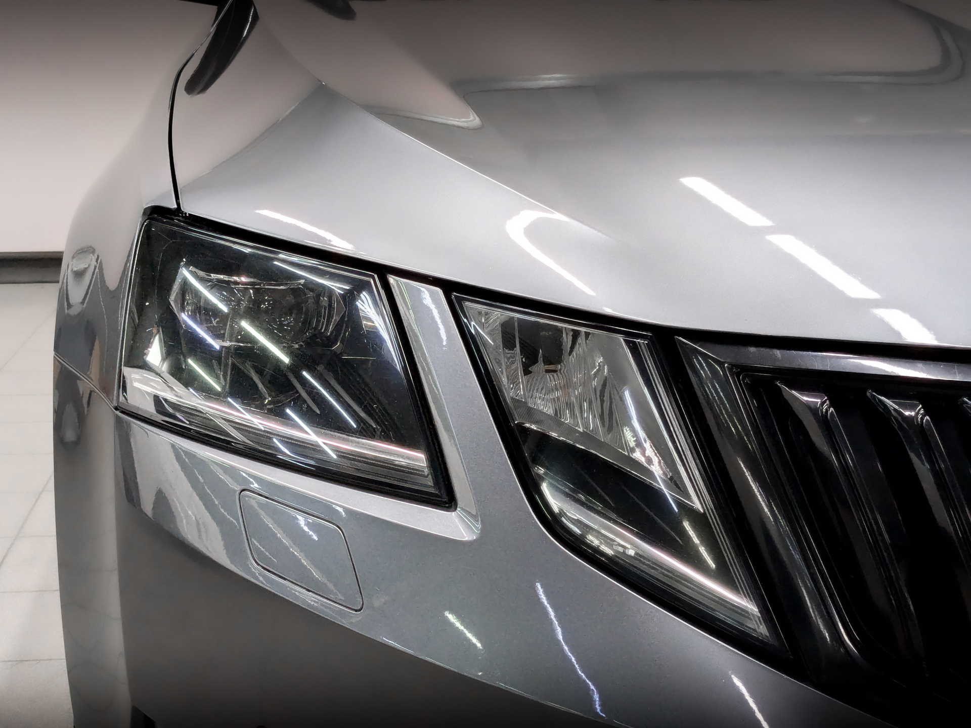 SKODA Octavia 1.80 (180 л.с), автомат, 2018, пробег 91 921 км