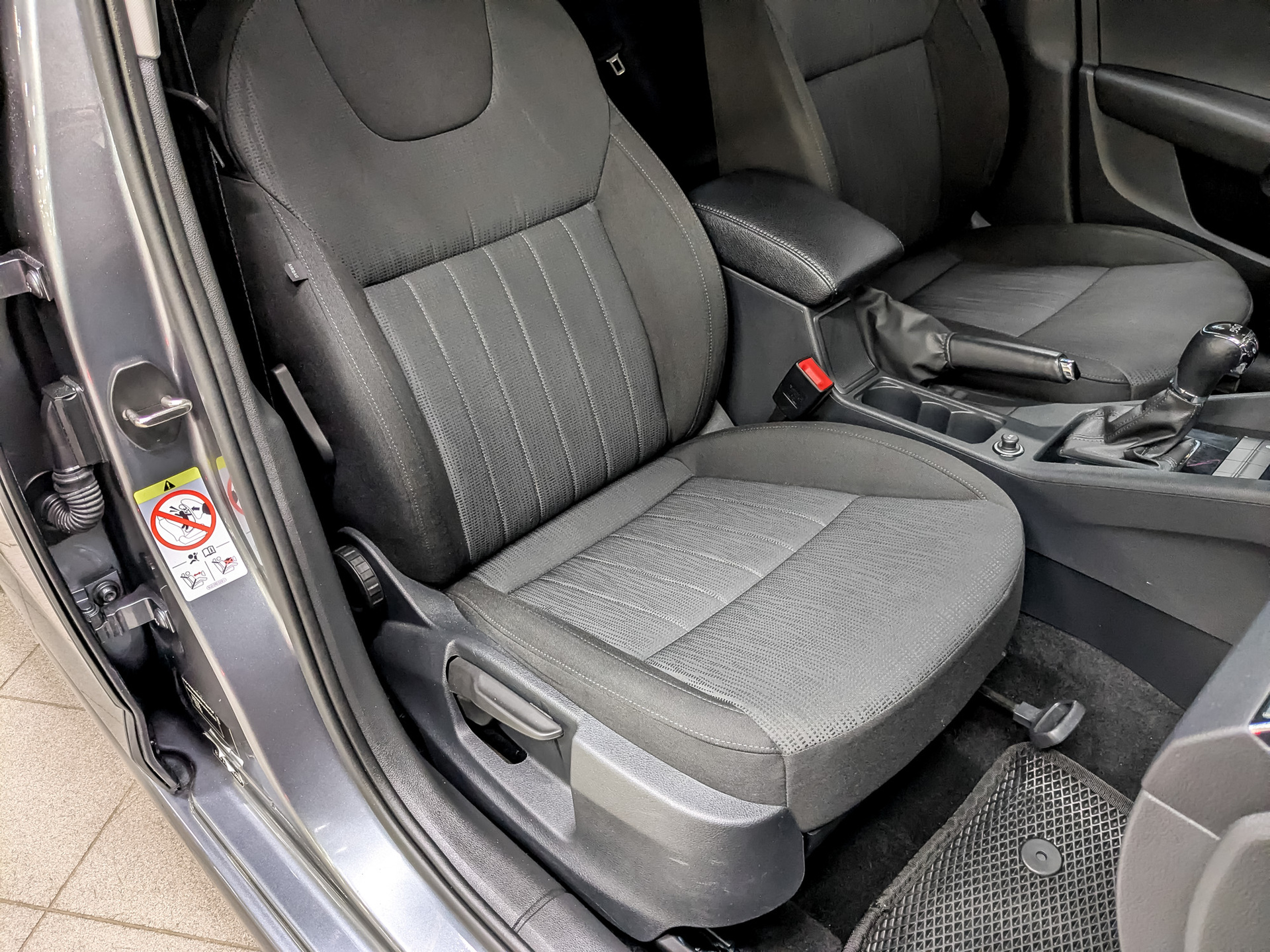 SKODA Octavia 1.80 (180 л.с), автомат, 2018, пробег 91 921 км